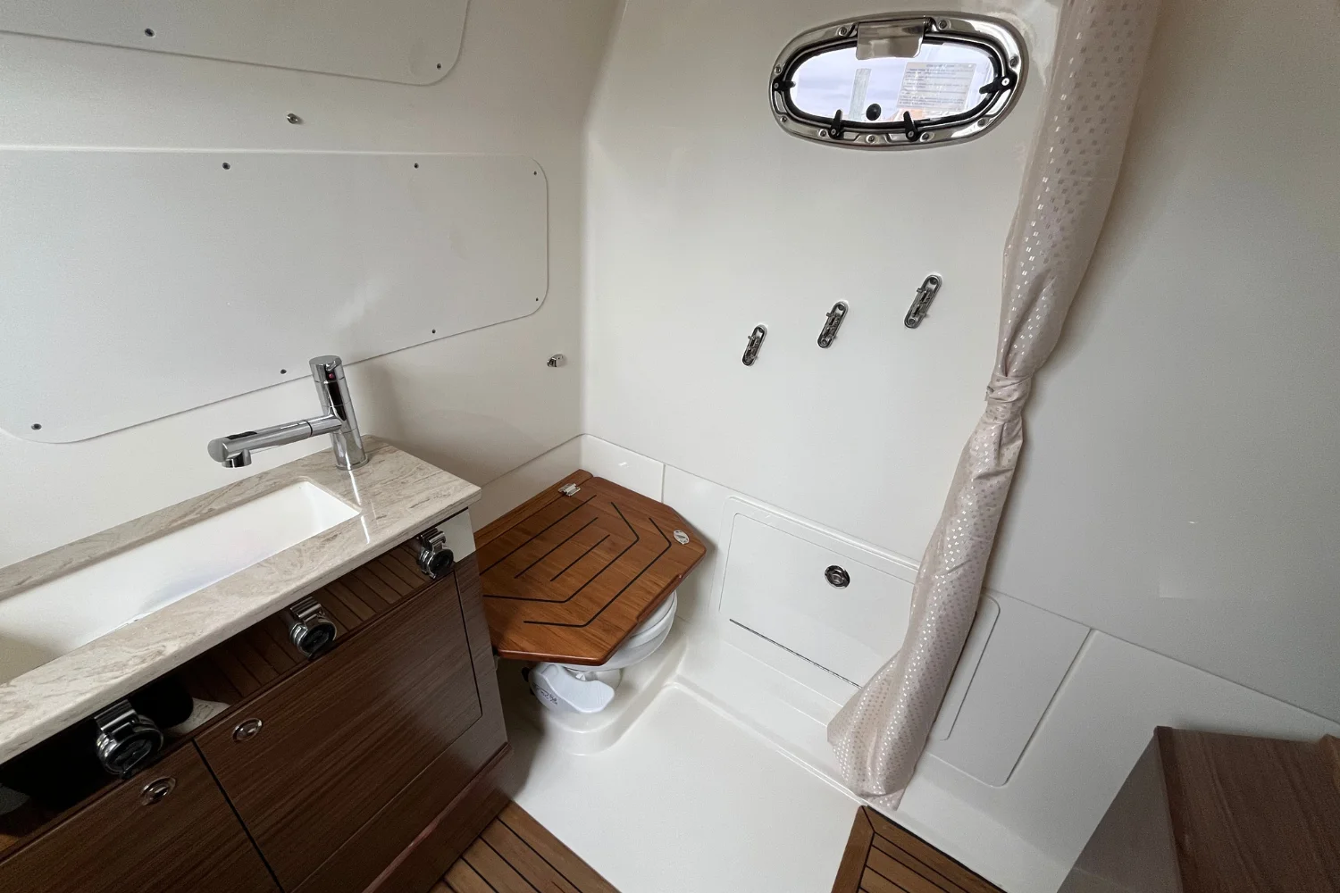 2026 Boston Whaler 360 Outrage Image Thumbnail #56