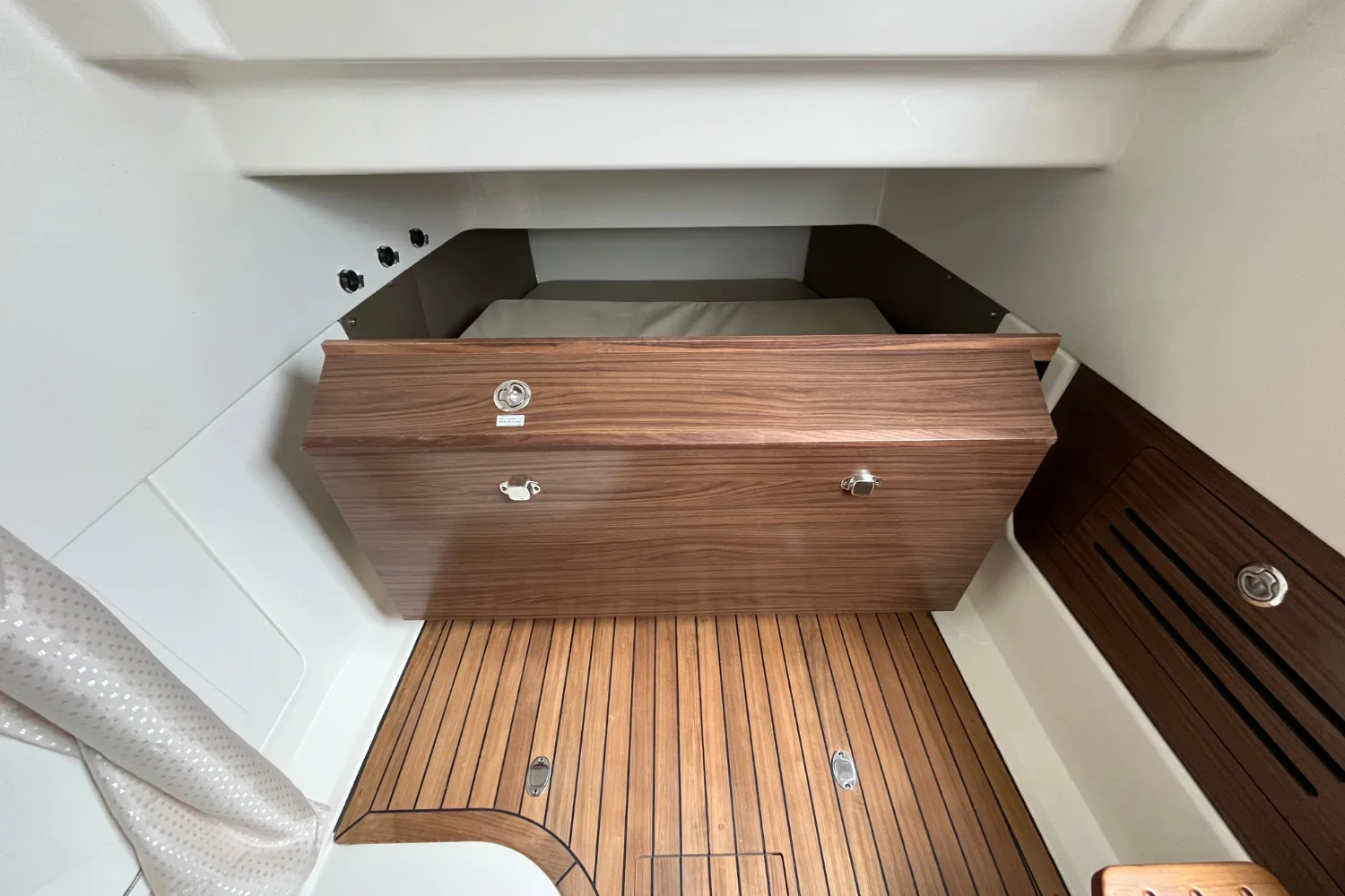 2026 Boston Whaler 360 Outrage Image Thumbnail #52