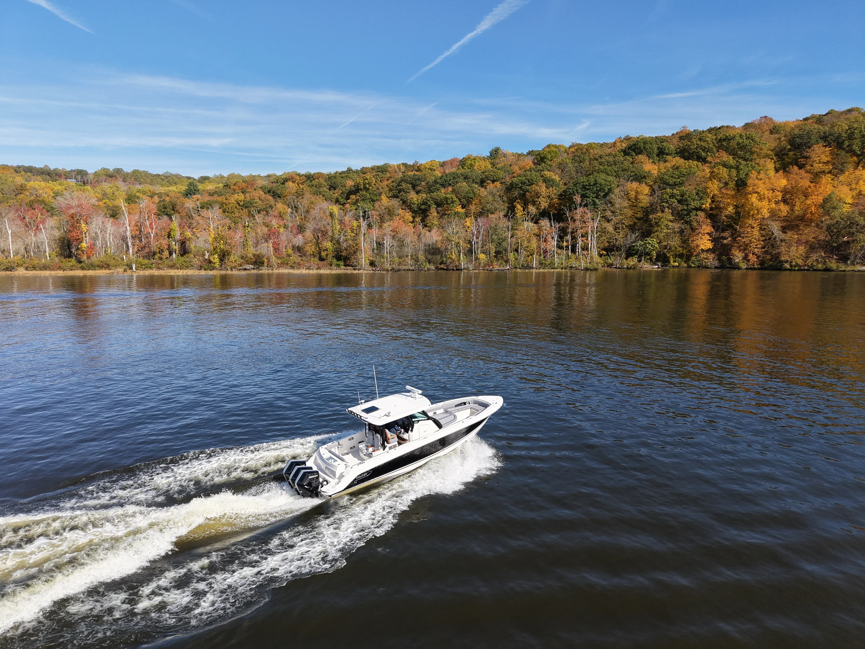 2026 Boston Whaler 360 Outrage Image Thumbnail #6