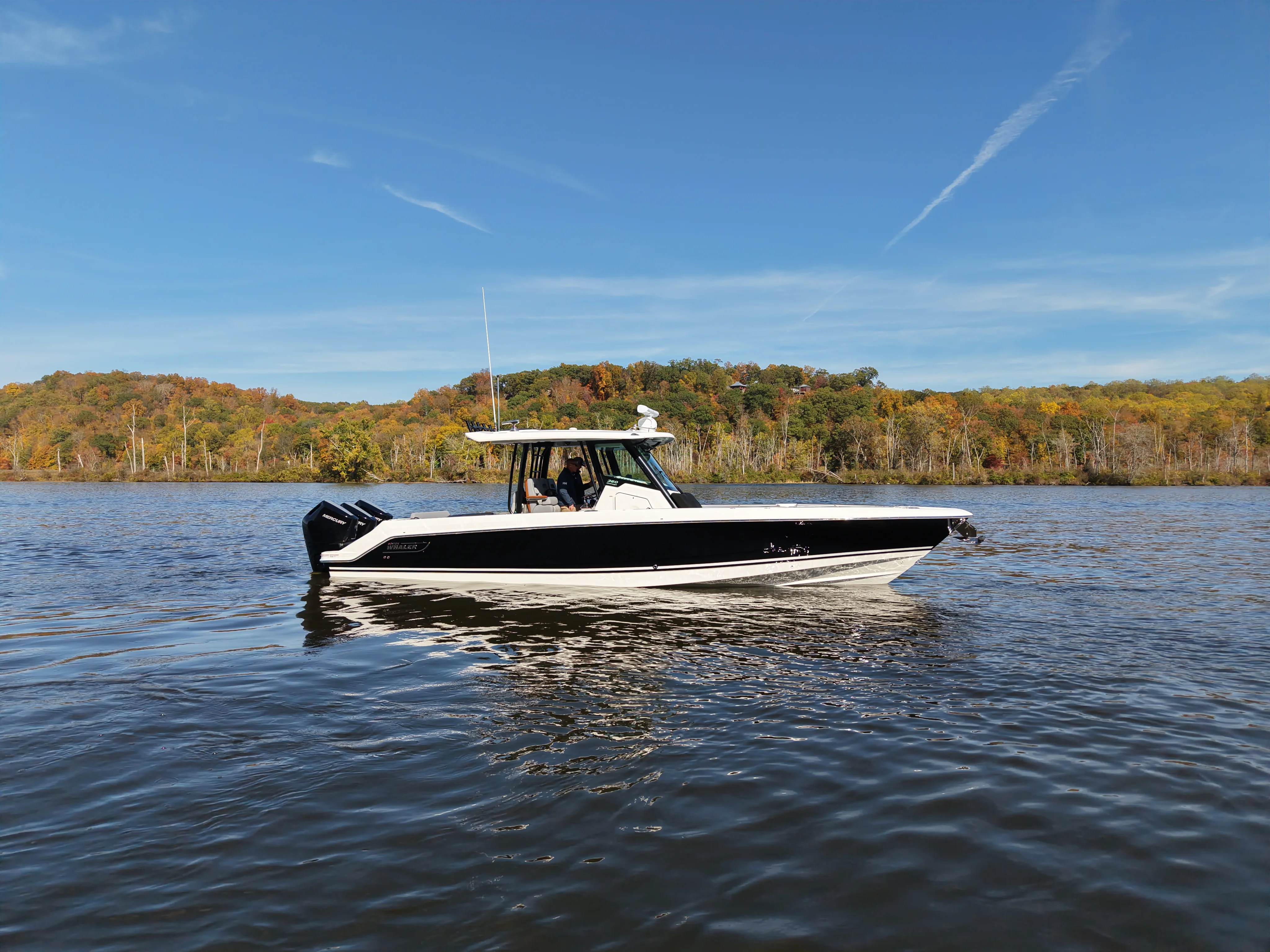 2026 Boston Whaler 360 Outrage Image Thumbnail #2