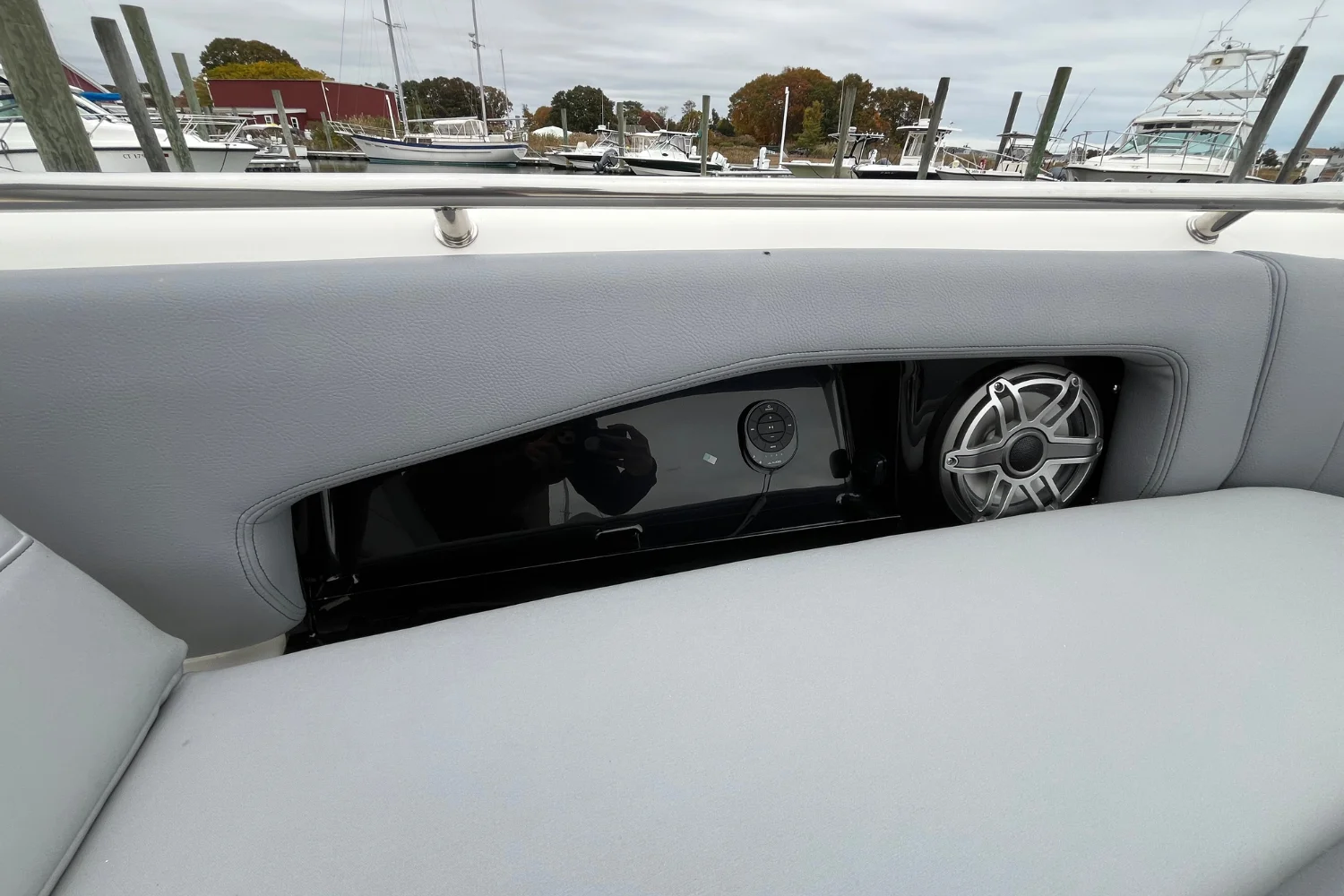 2026 Boston Whaler 360 Outrage Image Thumbnail #43