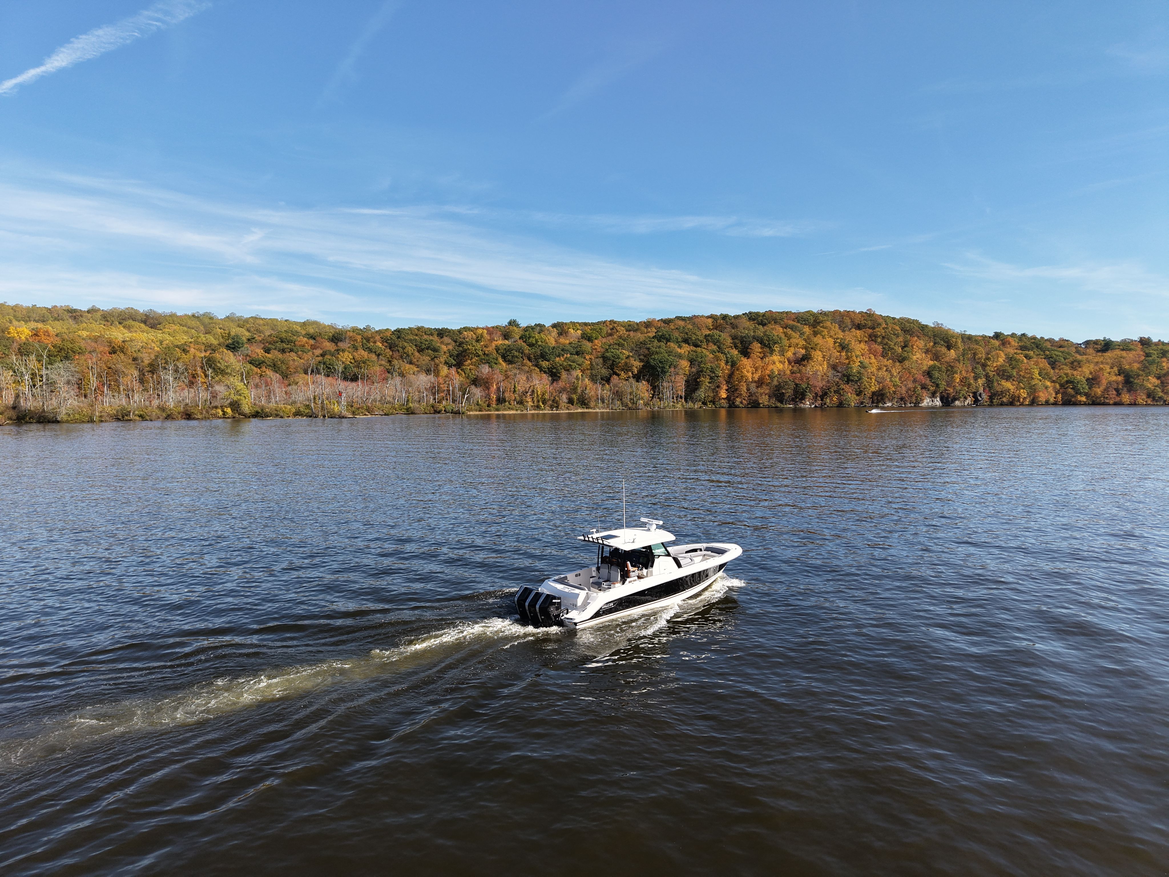 2026 Boston Whaler 360 Outrage Image Thumbnail #5