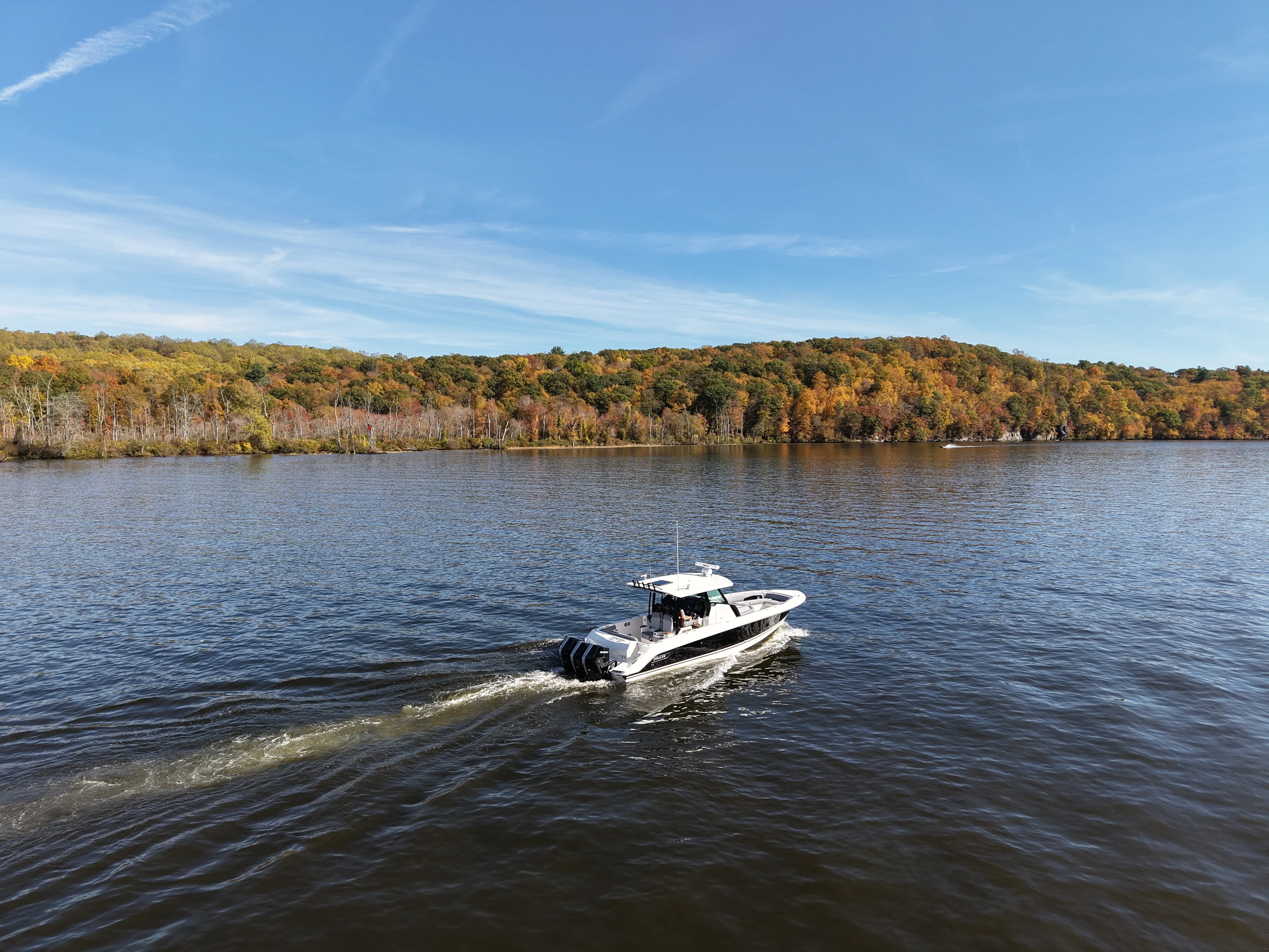 2026 Boston Whaler 360 Outrage Image Thumbnail #5