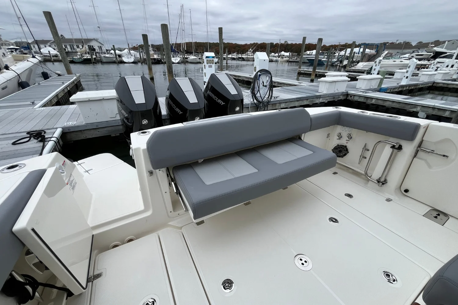 2026 Boston Whaler 360 Outrage Image Thumbnail #33