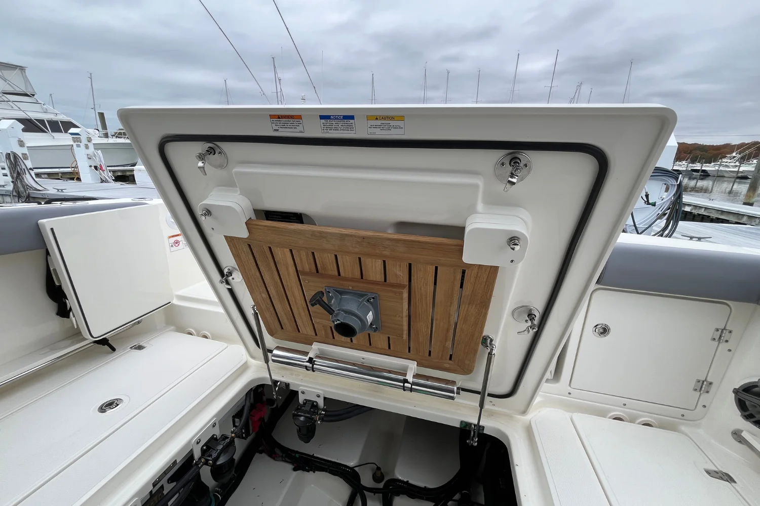 2026 Boston Whaler 360 Outrage Image Thumbnail #65