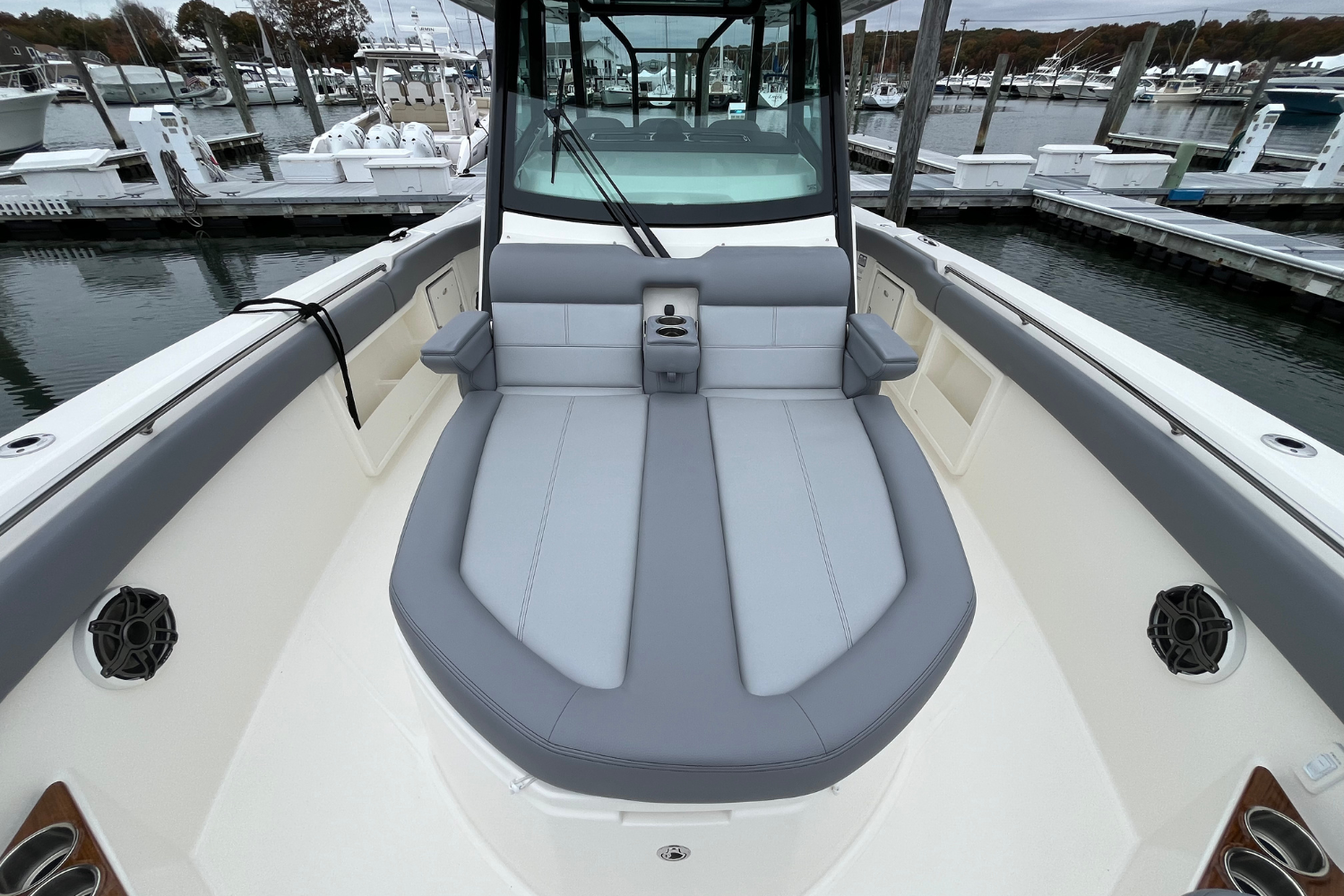 2026 Boston Whaler 360 Outrage Image Thumbnail #40