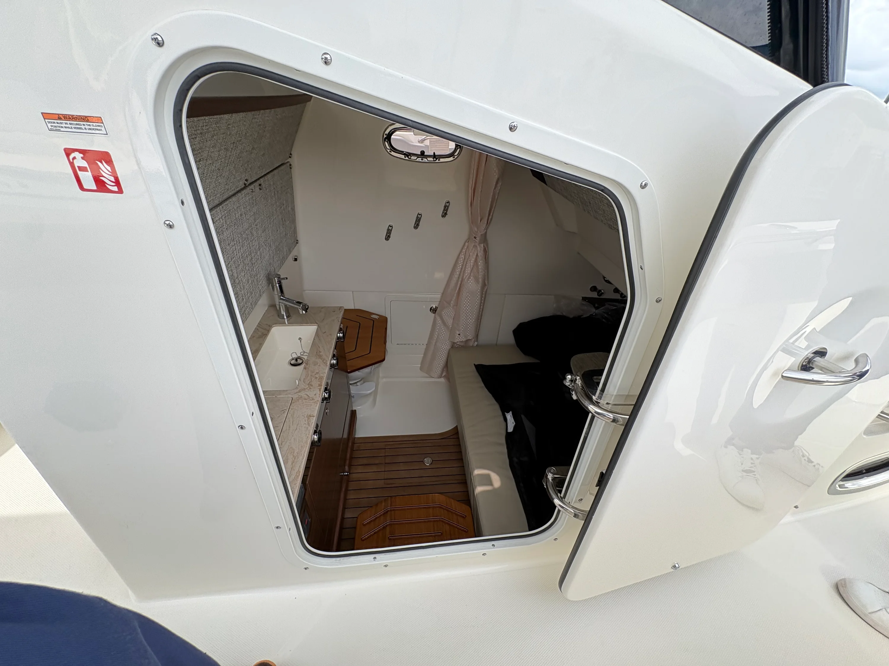 2026 Boston Whaler 360 Outrage Image Thumbnail #19