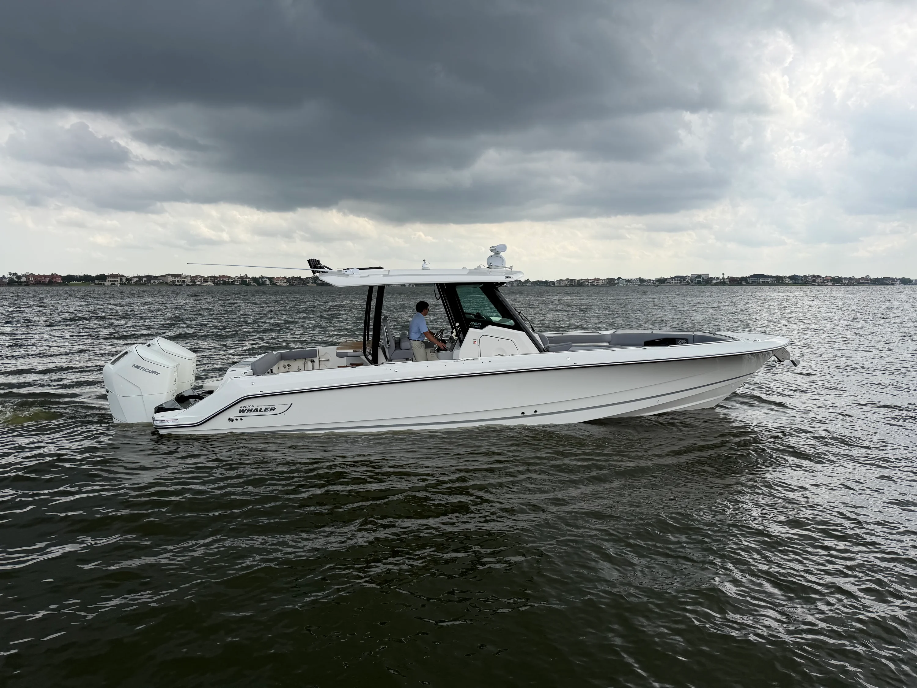 2026 Boston Whaler 360 Outrage Image Thumbnail #14