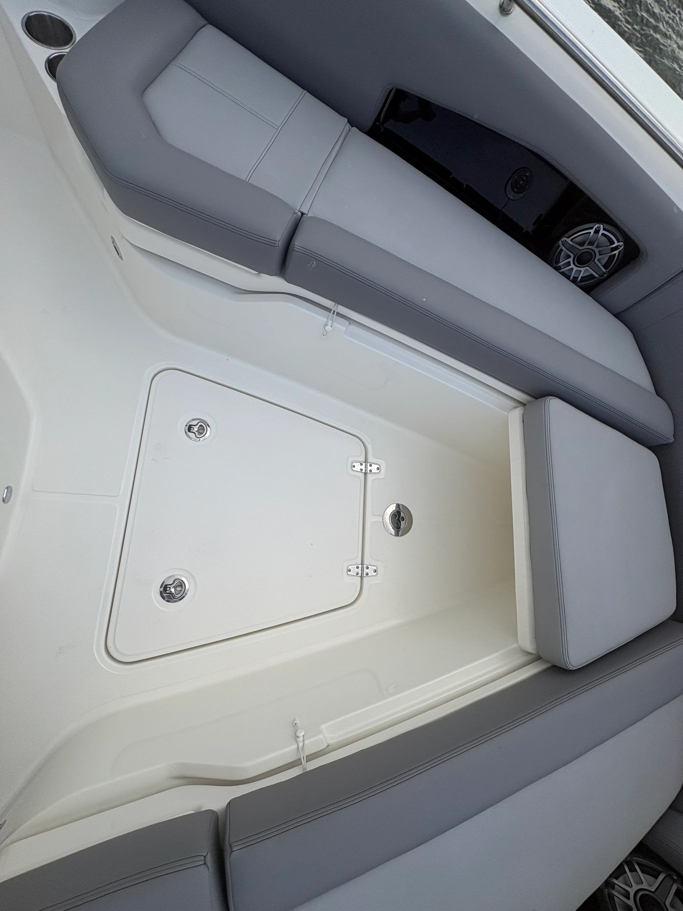 2026 Boston Whaler 360 Outrage Image Thumbnail #64