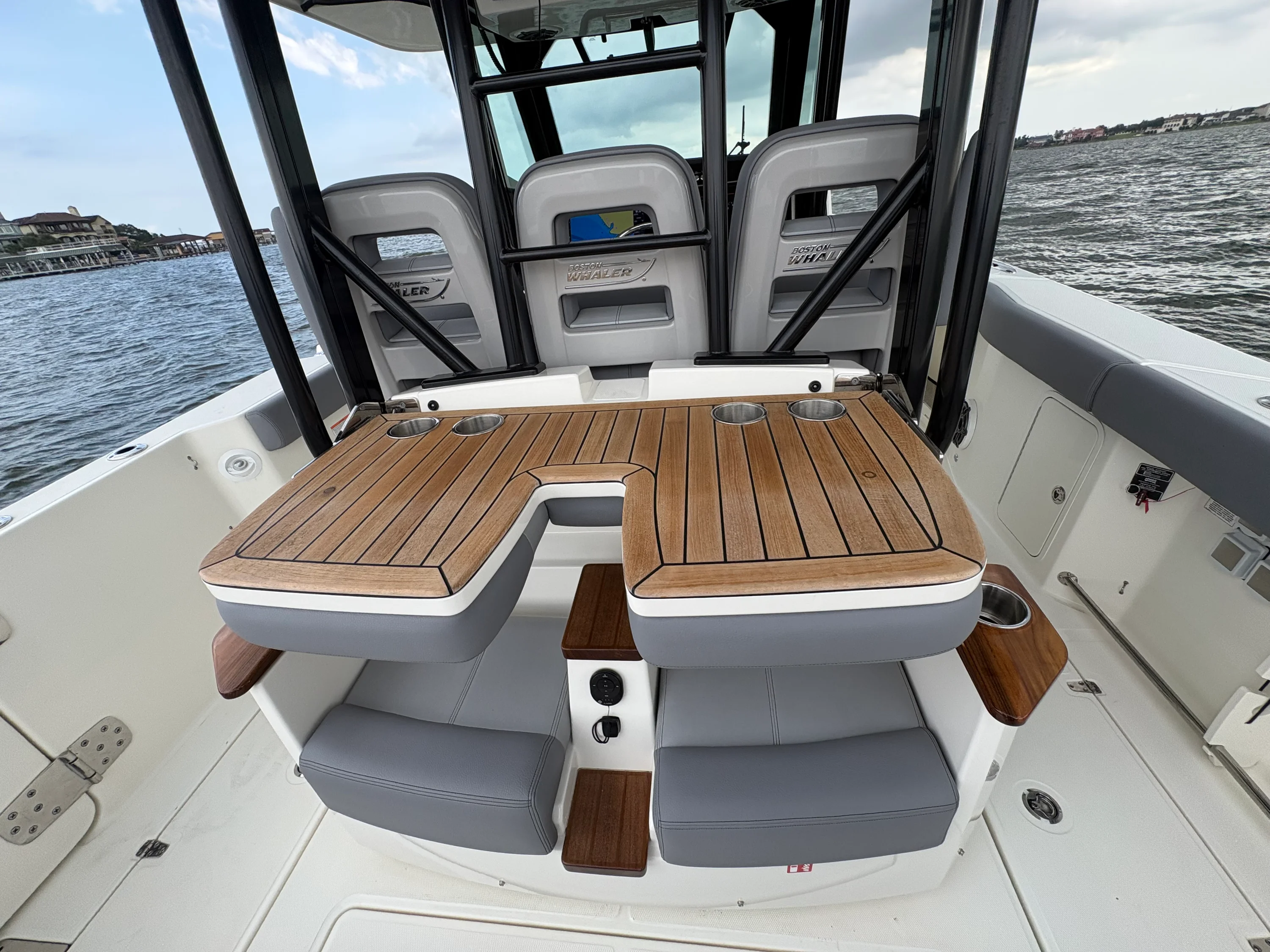 2026 Boston Whaler 360 Outrage Image Thumbnail #28