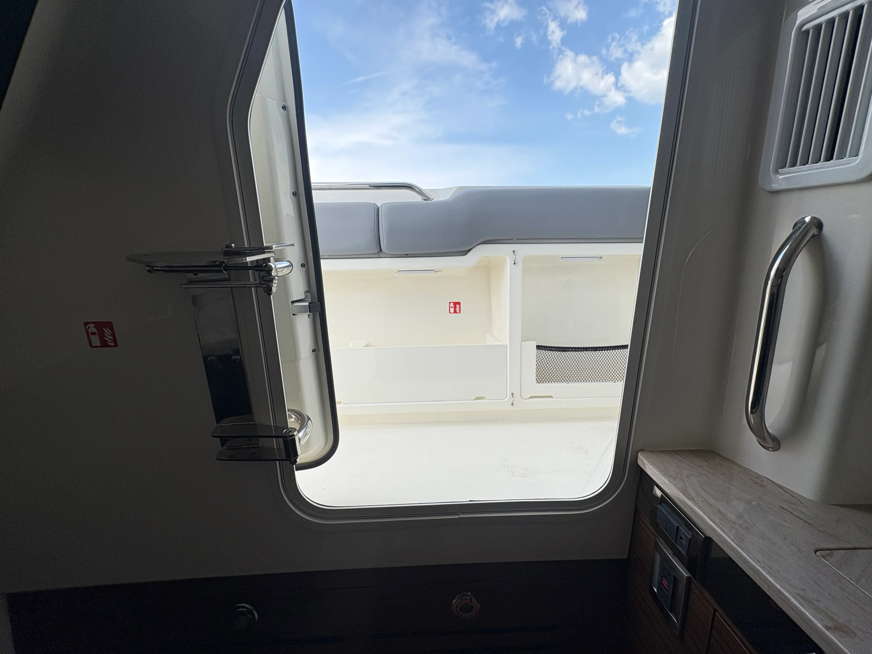 2026 Boston Whaler 360 Outrage Image Thumbnail #48