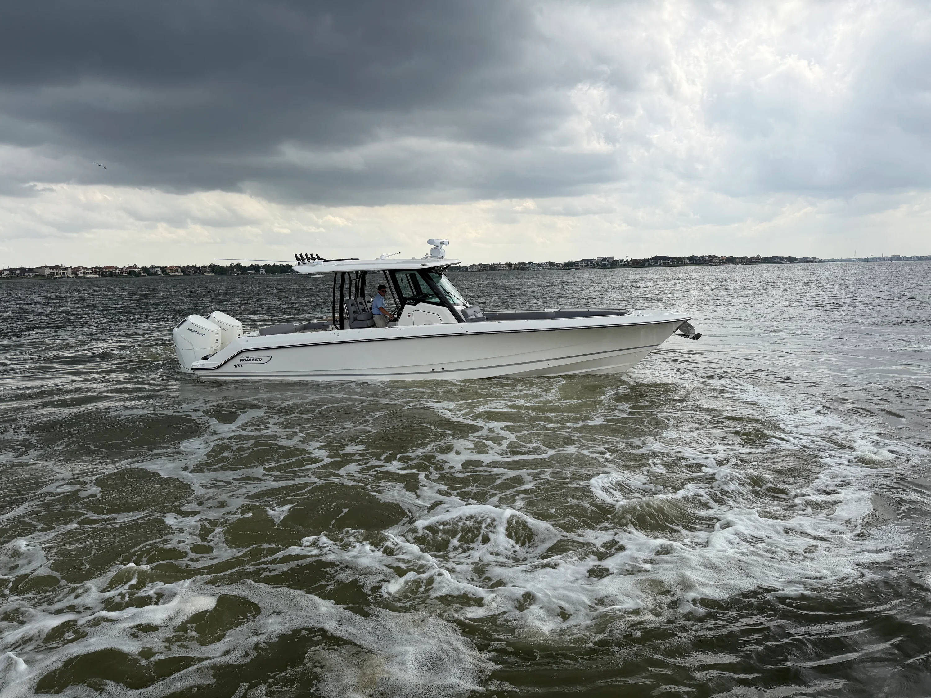 2026 Boston Whaler 360 Outrage Image Thumbnail #15