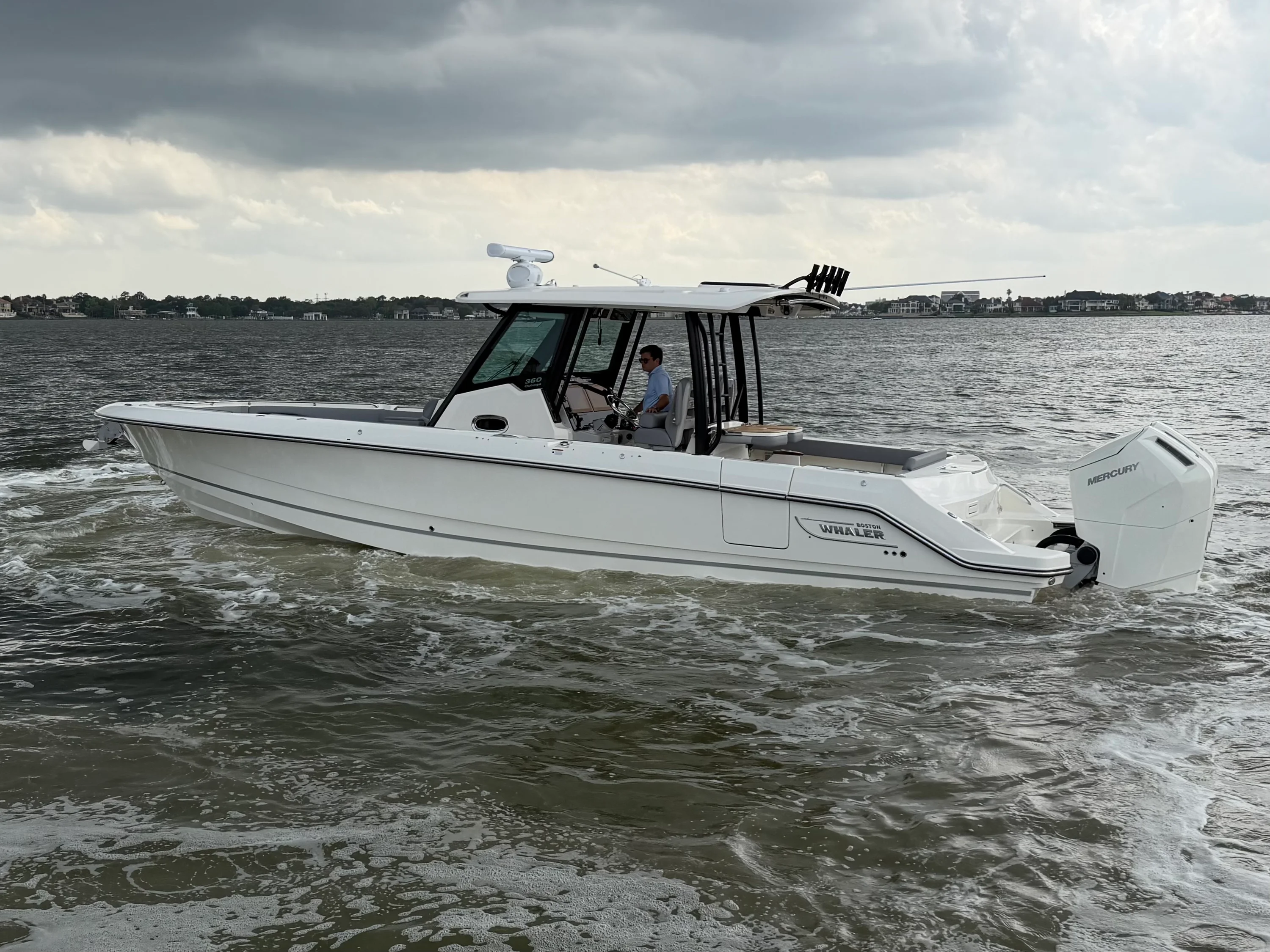 2026 Boston Whaler 360 Outrage Image Thumbnail #12