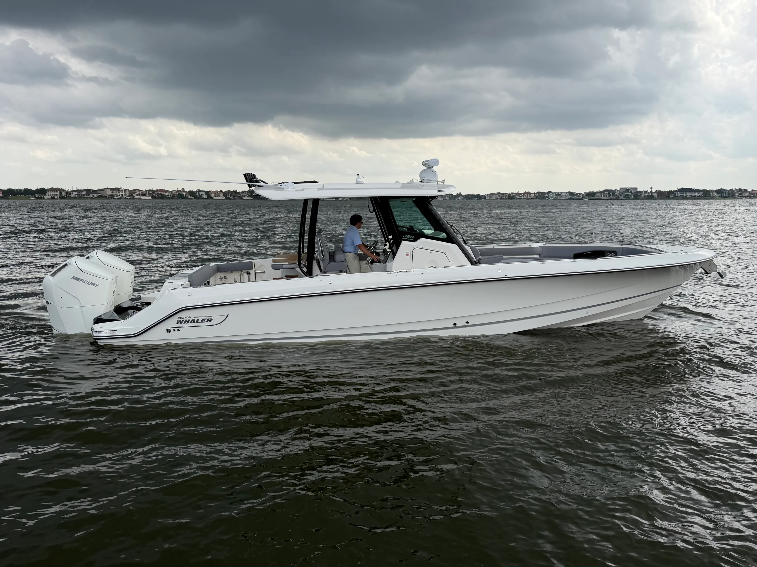 2026 Boston Whaler 360 Outrage Image Thumbnail #6