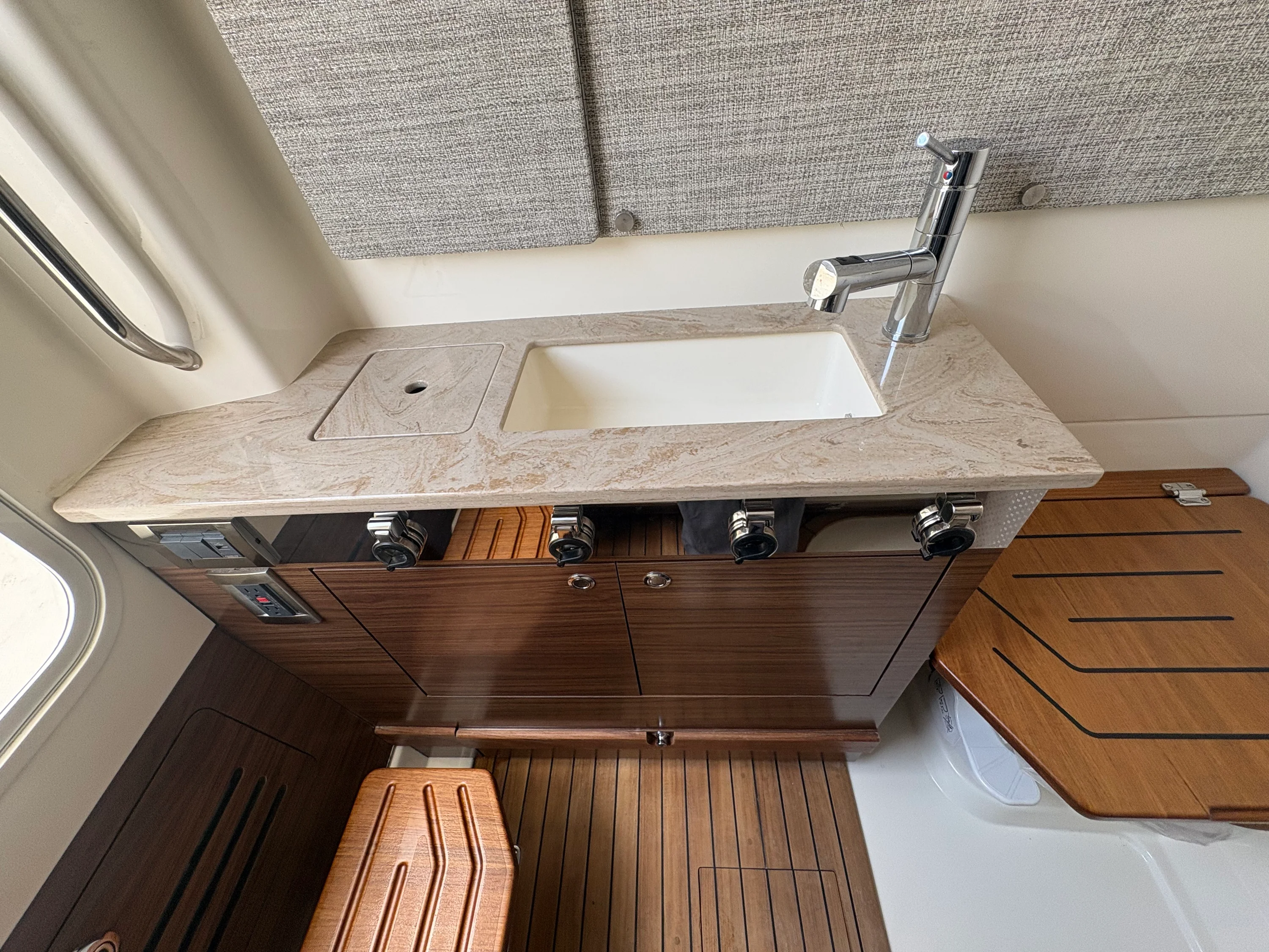 2026 Boston Whaler 360 Outrage Image Thumbnail #52