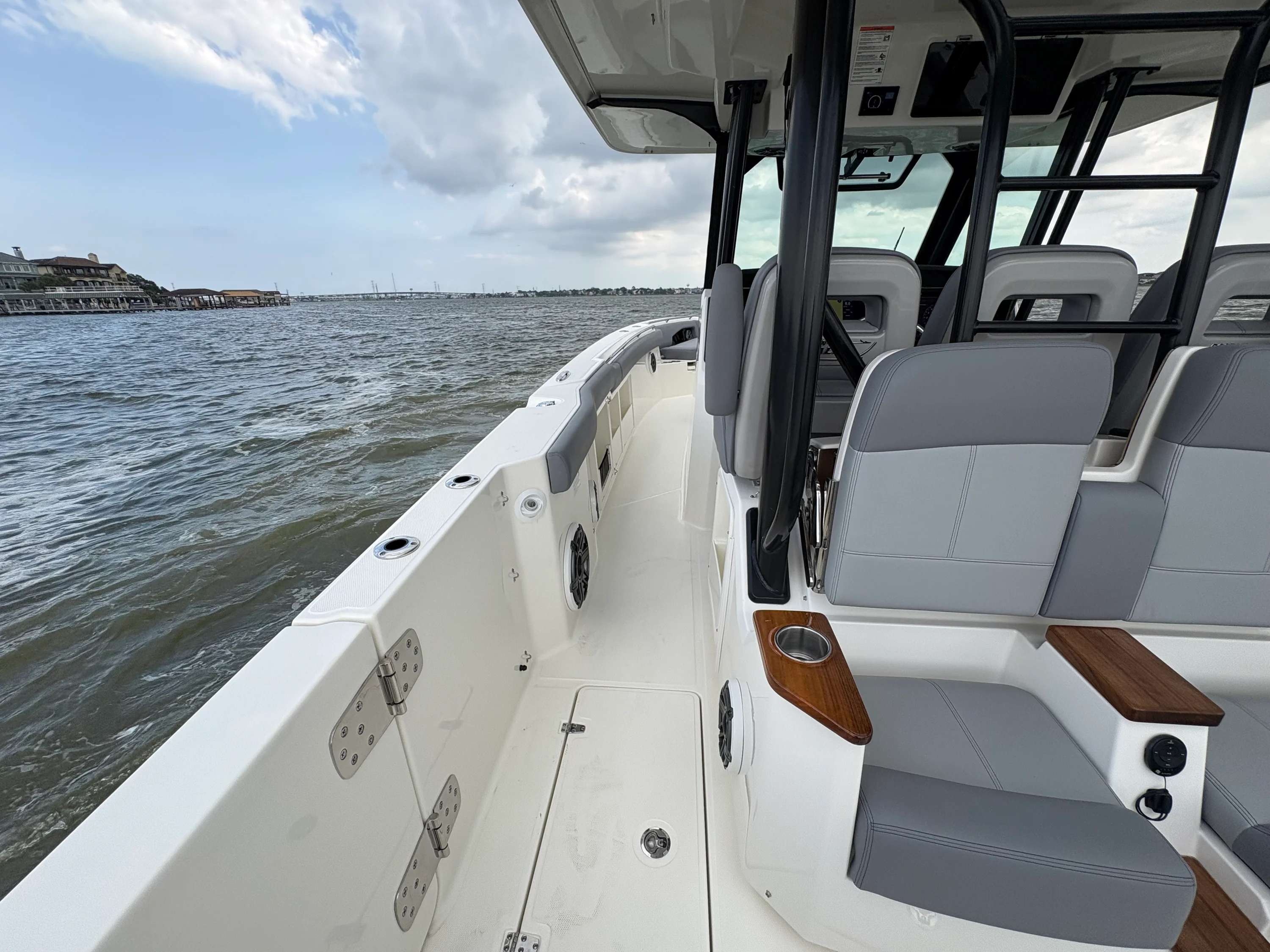 2026 Boston Whaler 360 Outrage Image Thumbnail #34