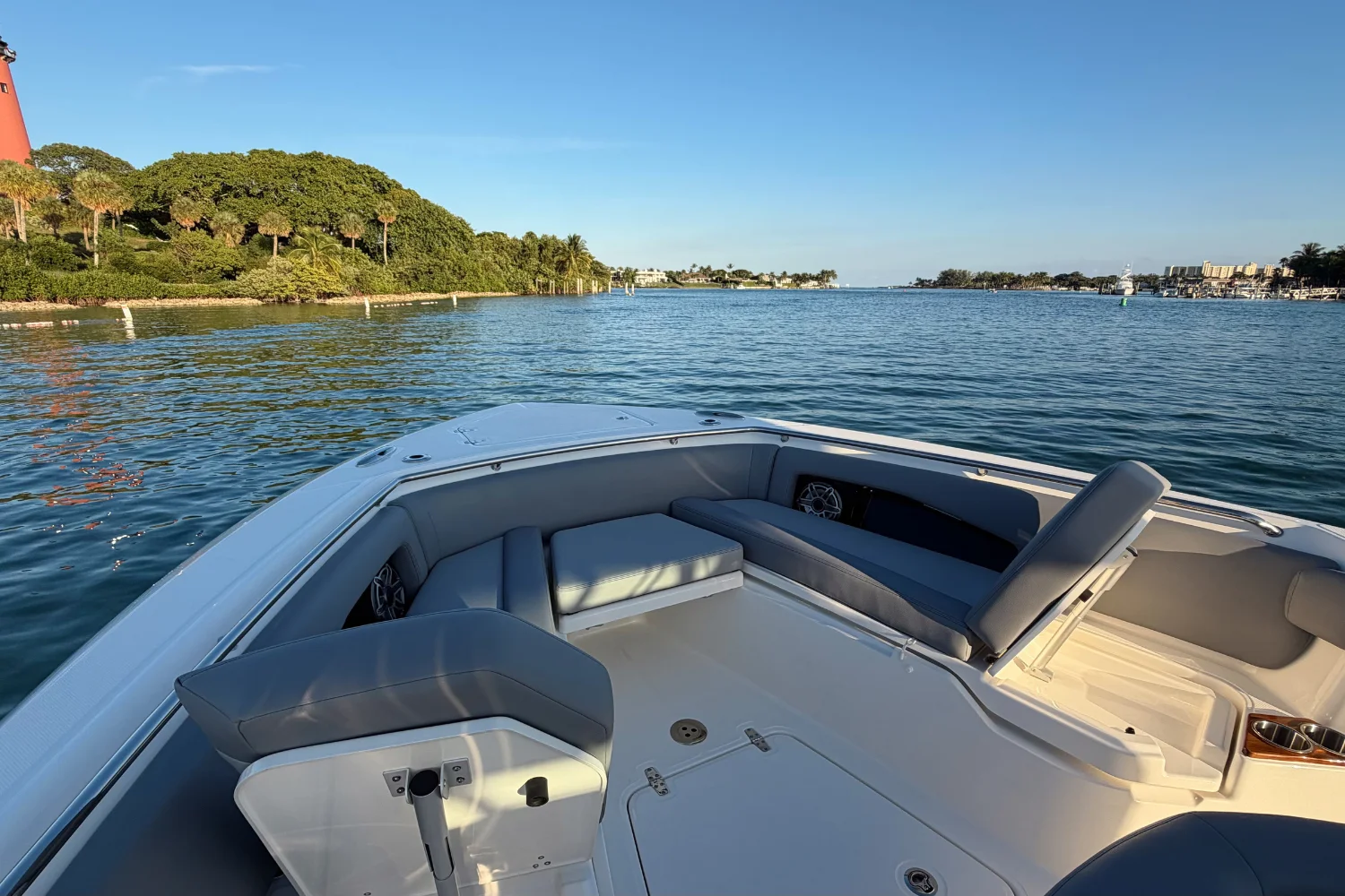 2026 Boston Whaler 360 Outrage Image Thumbnail #18