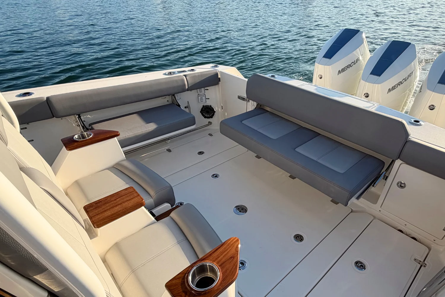 2026 Boston Whaler 360 Outrage Image Thumbnail #7