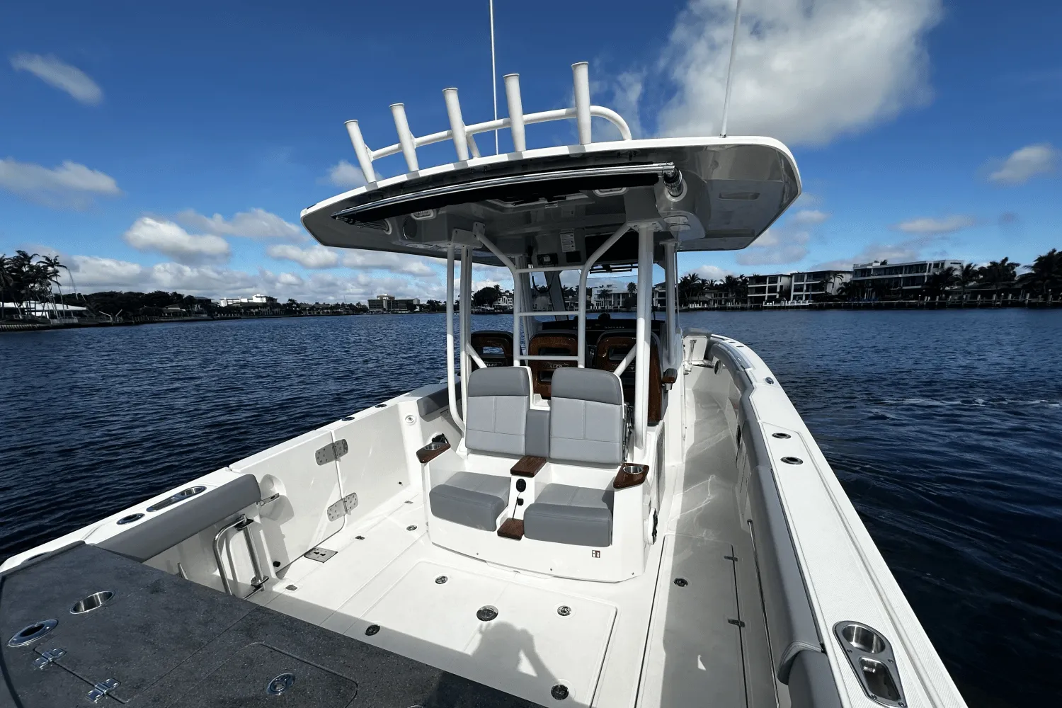 2026 Boston Whaler 360 Outrage Image Thumbnail #19