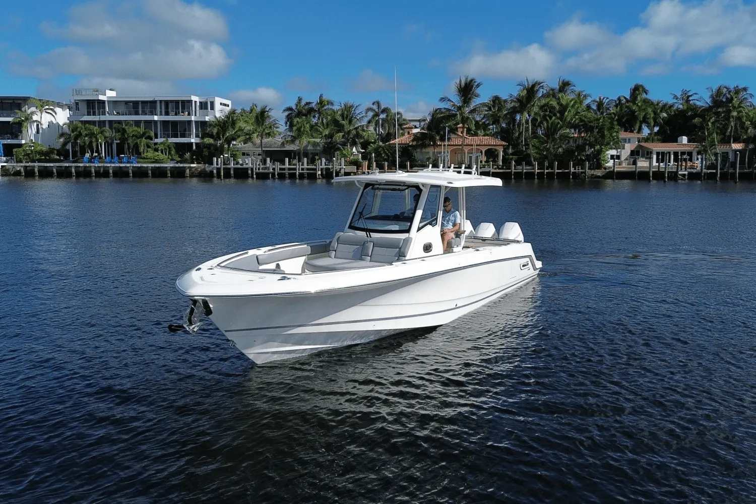 2026 Boston Whaler 360 Outrage Image Thumbnail #14