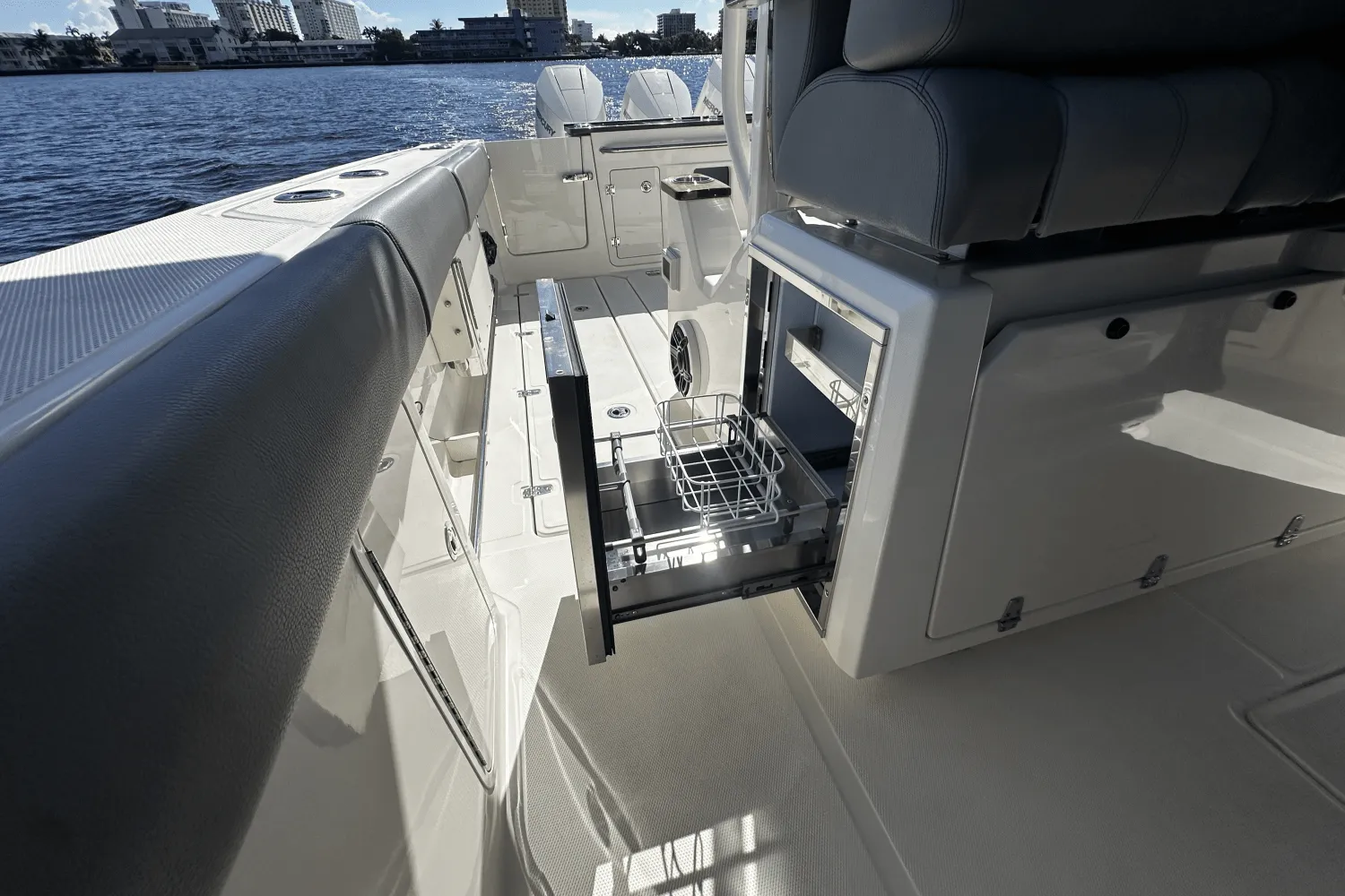 2026 Boston Whaler 360 Outrage Image Thumbnail #30
