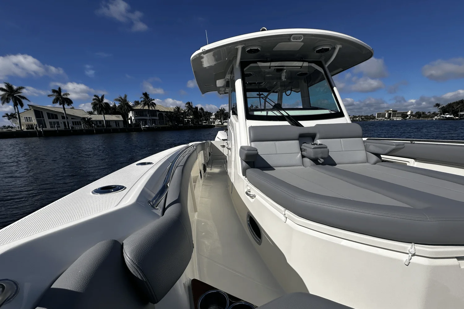 2026 Boston Whaler 360 Outrage Image Thumbnail #38