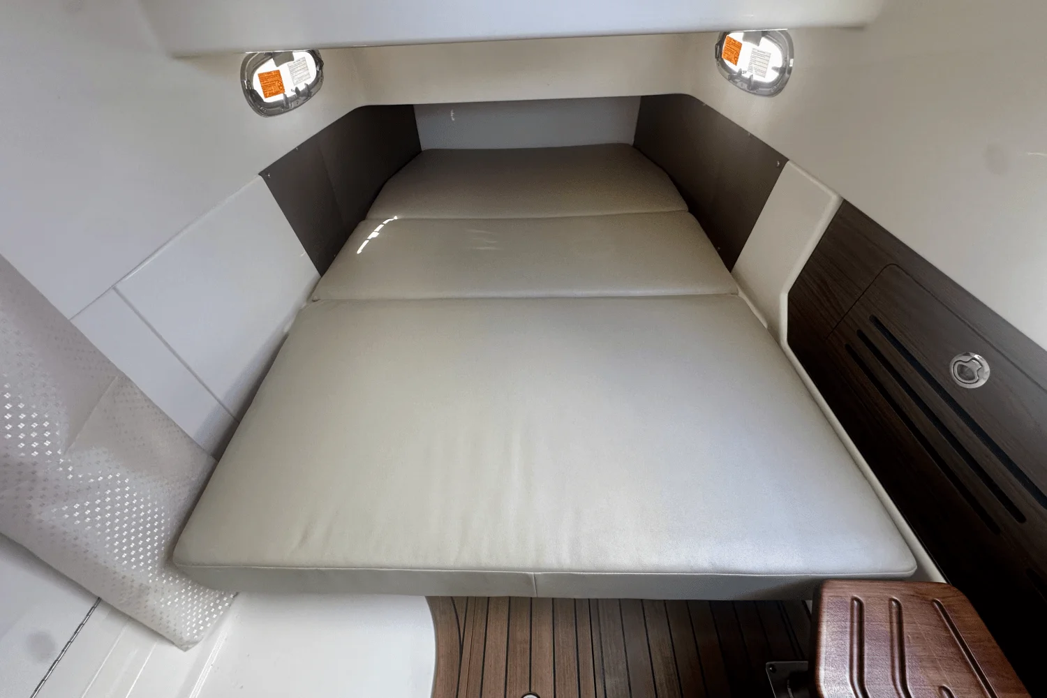 2026 Boston Whaler 360 Outrage Image Thumbnail #46