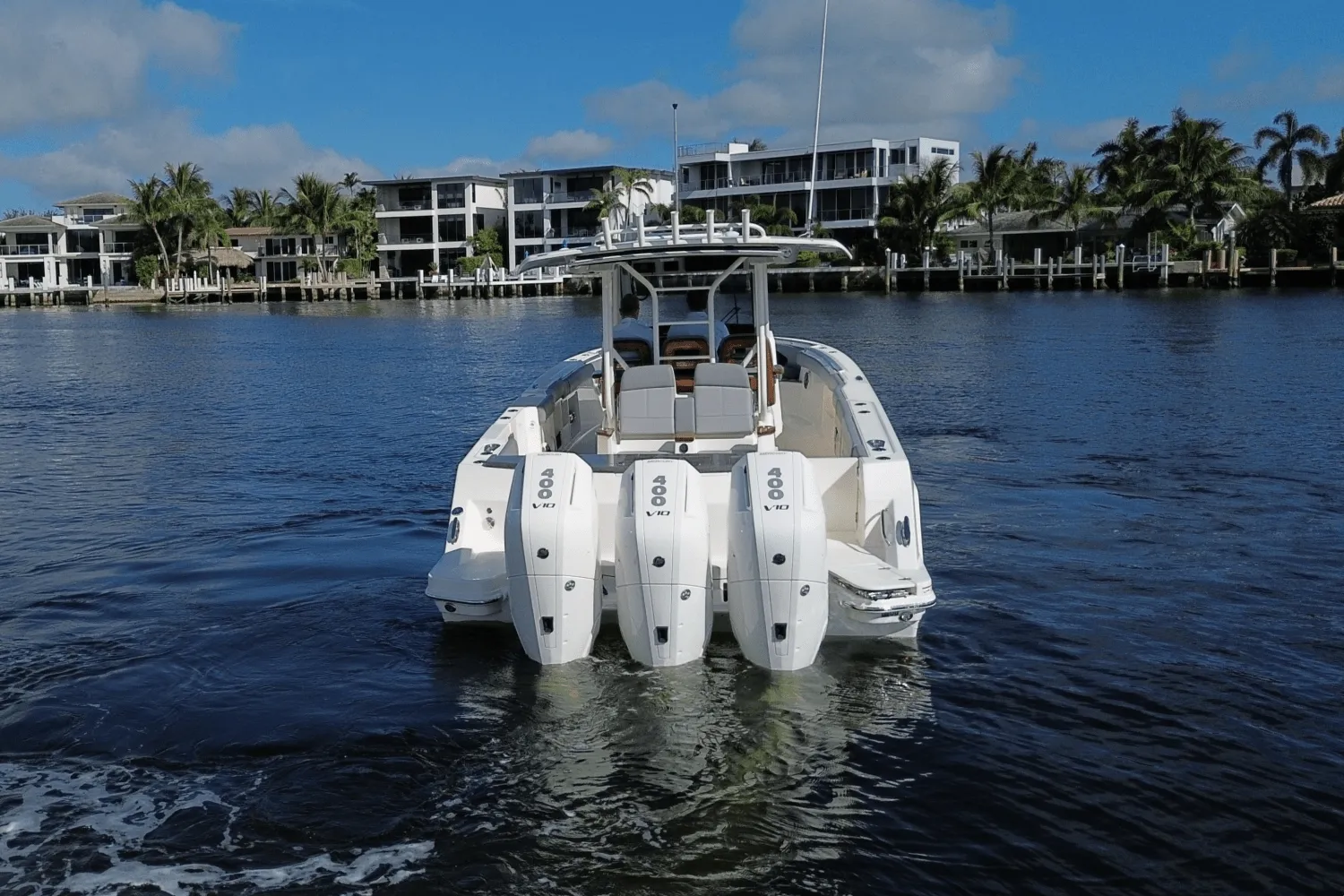 2026 Boston Whaler 360 Outrage Image Thumbnail #6