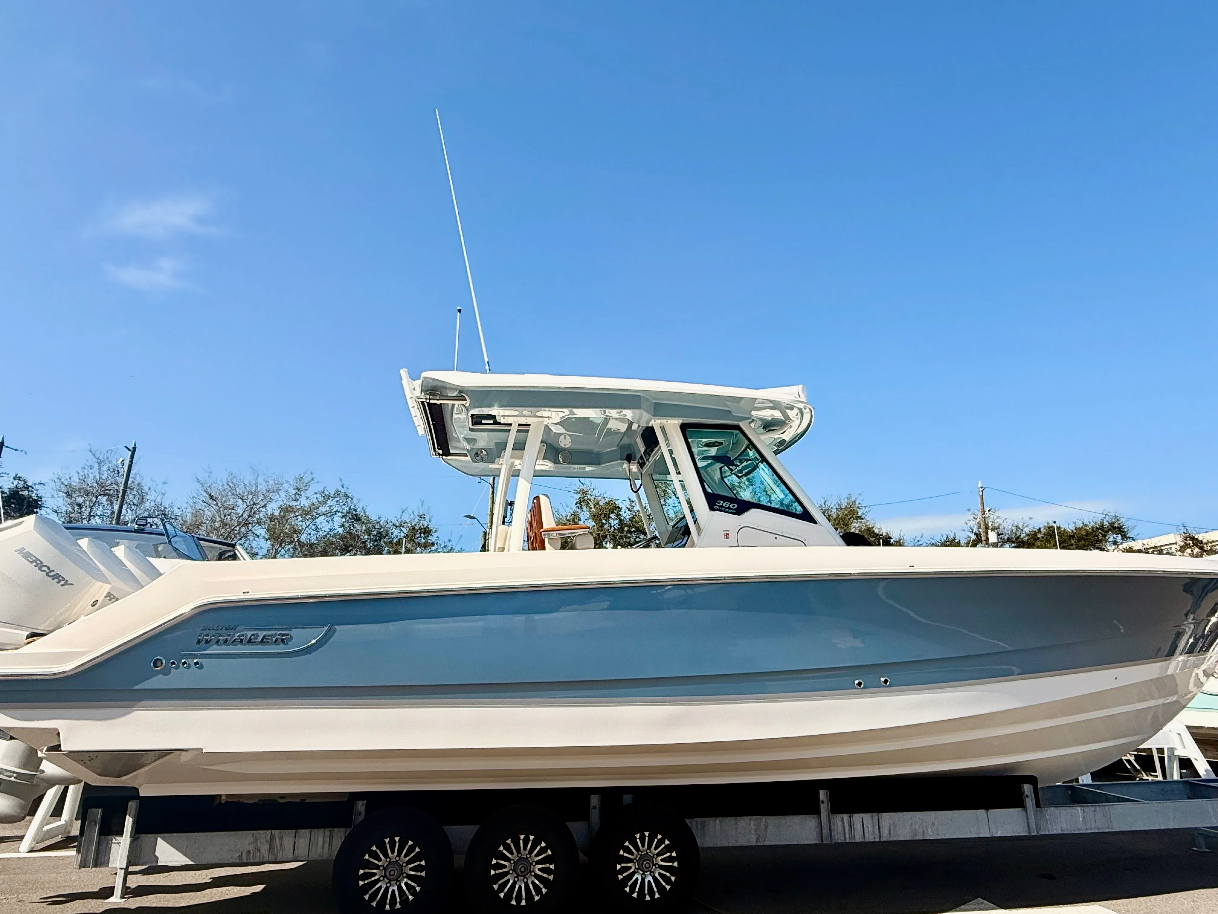 2026 Boston Whaler 360 Outrage Image Thumbnail #2