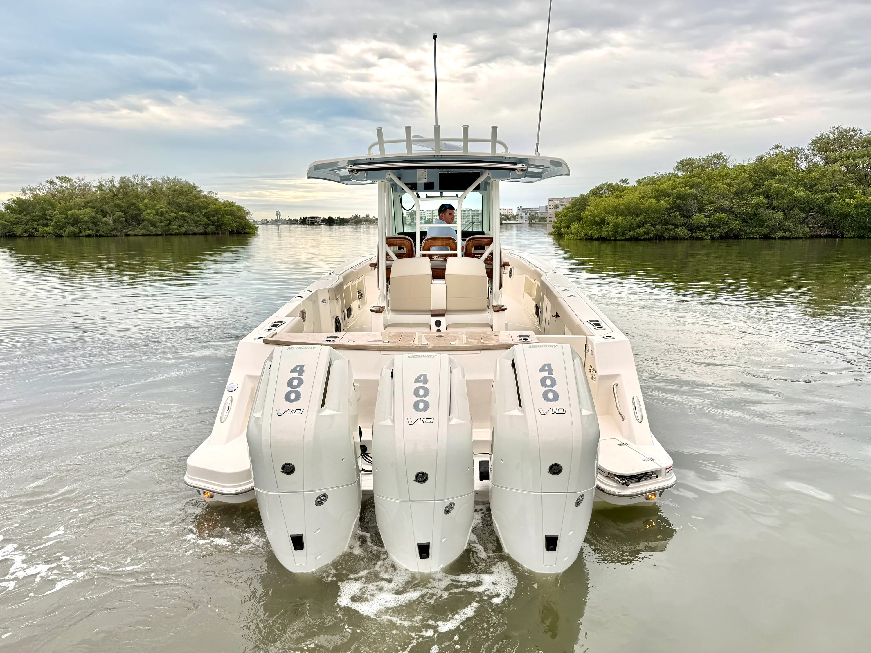 2026 Boston Whaler 360 Outrage Image Thumbnail #17