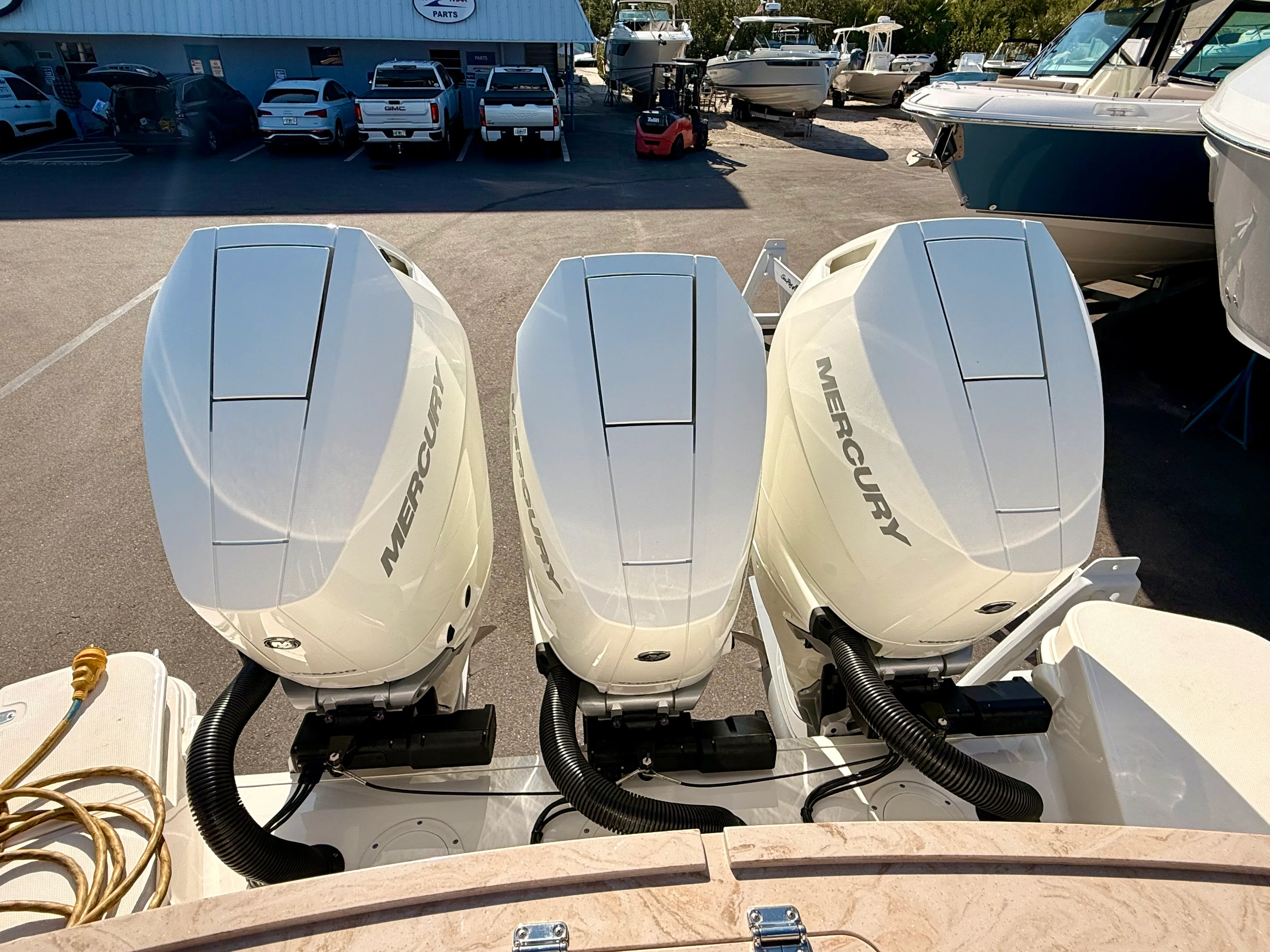 2026 Boston Whaler 360 Outrage Image Thumbnail #30