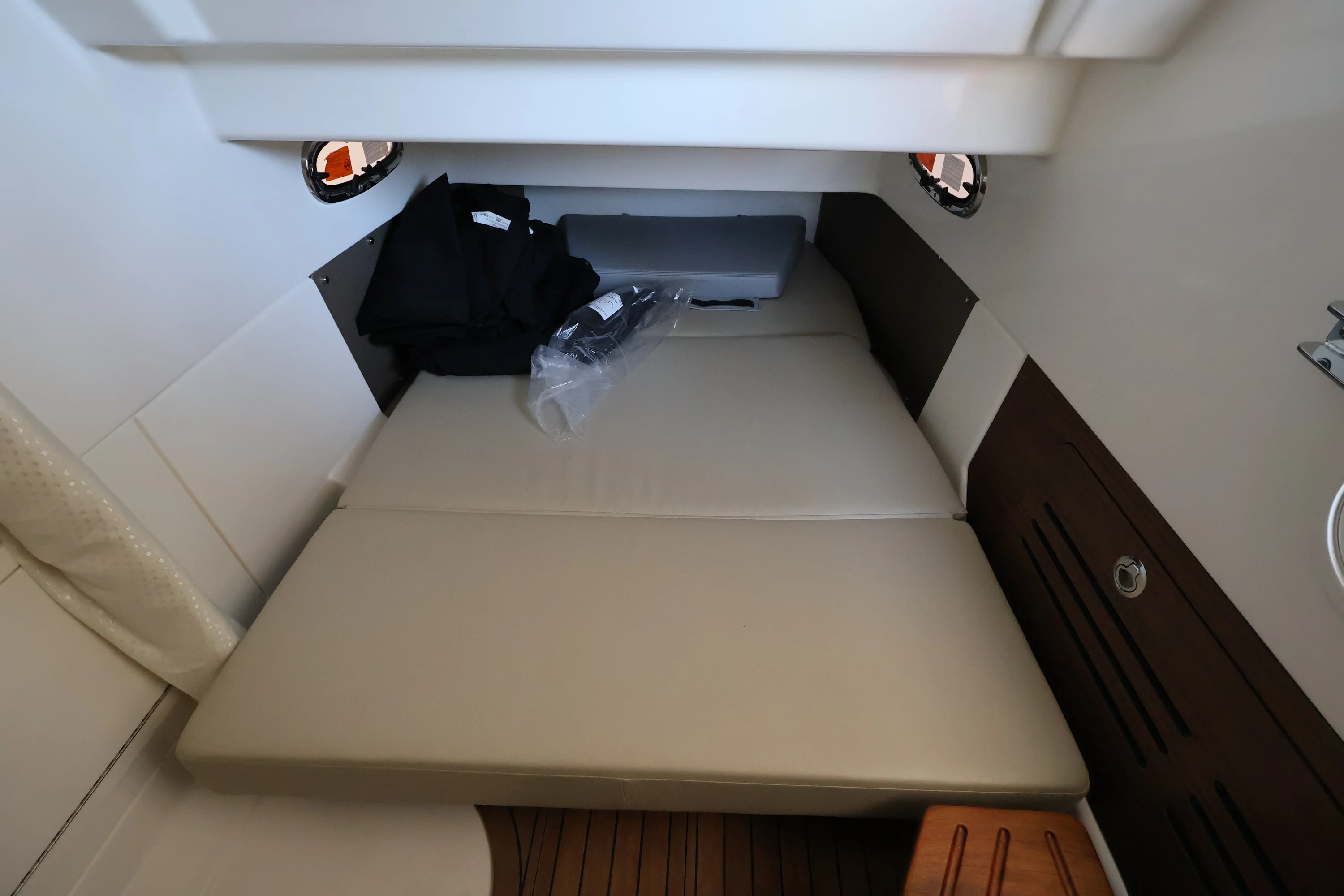 2026 Boston Whaler 360 Outrage Image Thumbnail #36