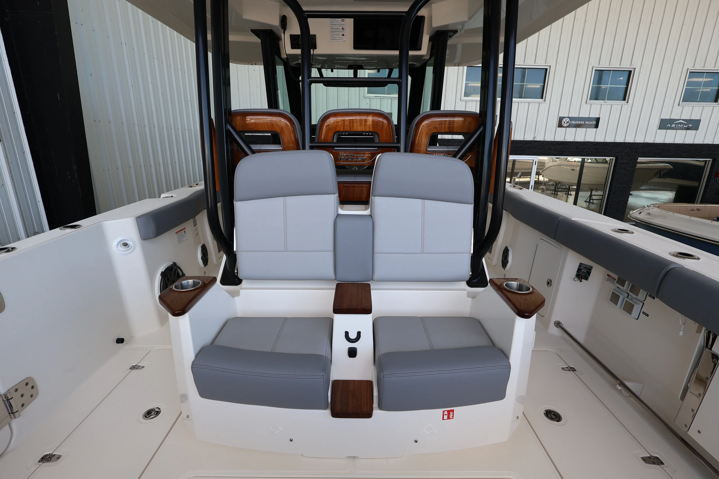 2026 Boston Whaler 360 Outrage Image Thumbnail #10