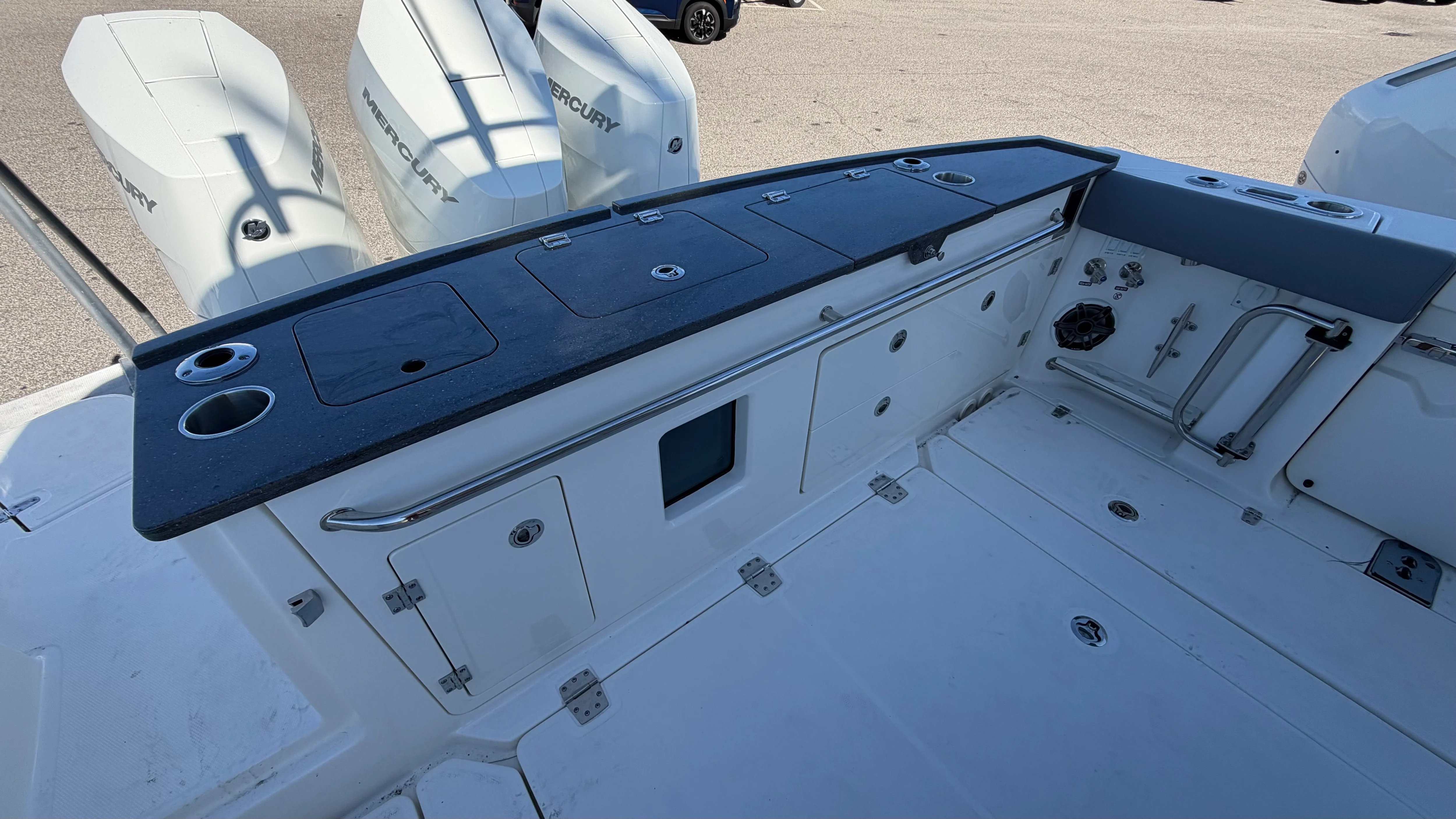 2026 Boston Whaler 360 Outrage Image Thumbnail #3