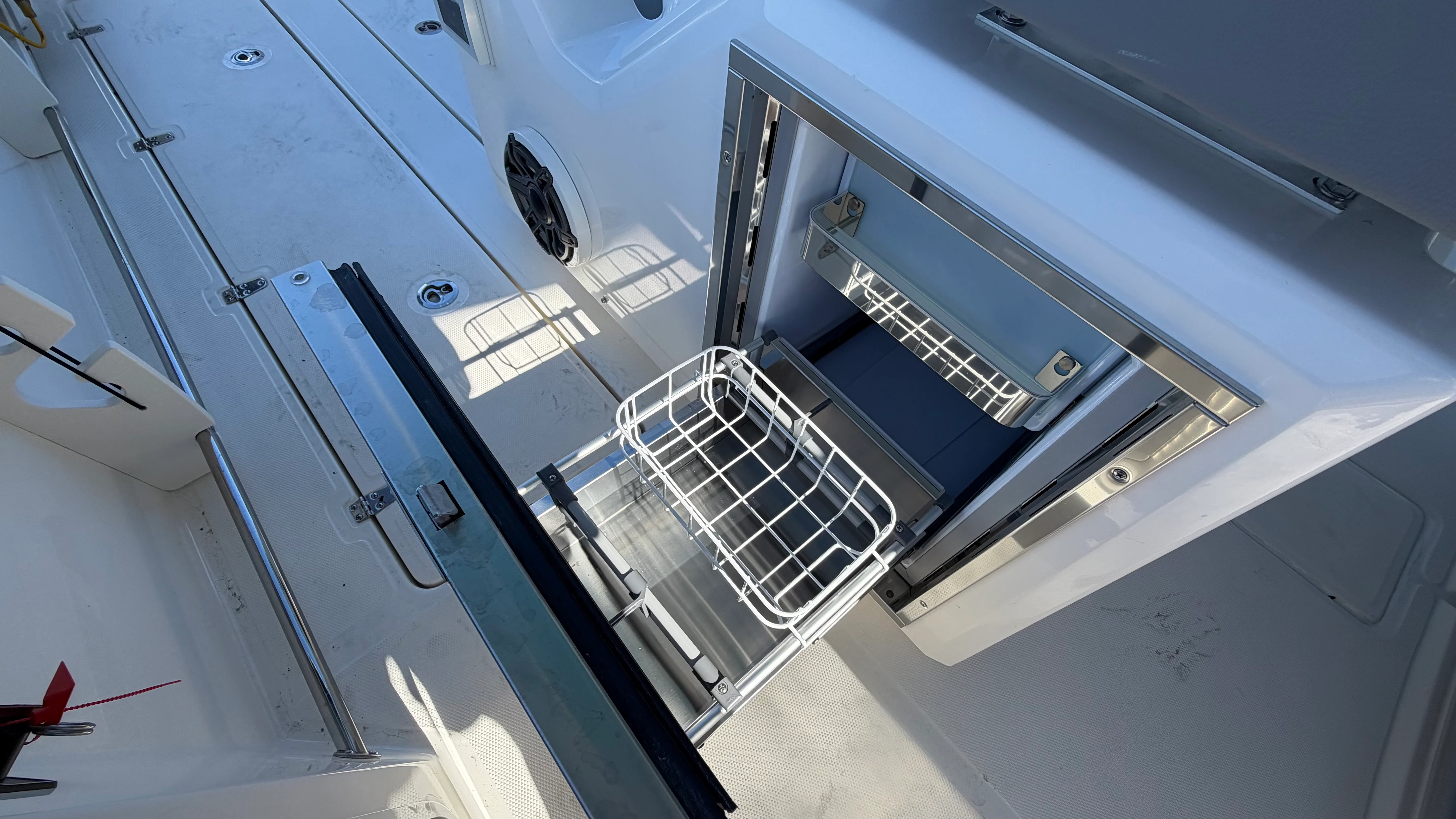 2026 Boston Whaler 360 Outrage Image Thumbnail #31