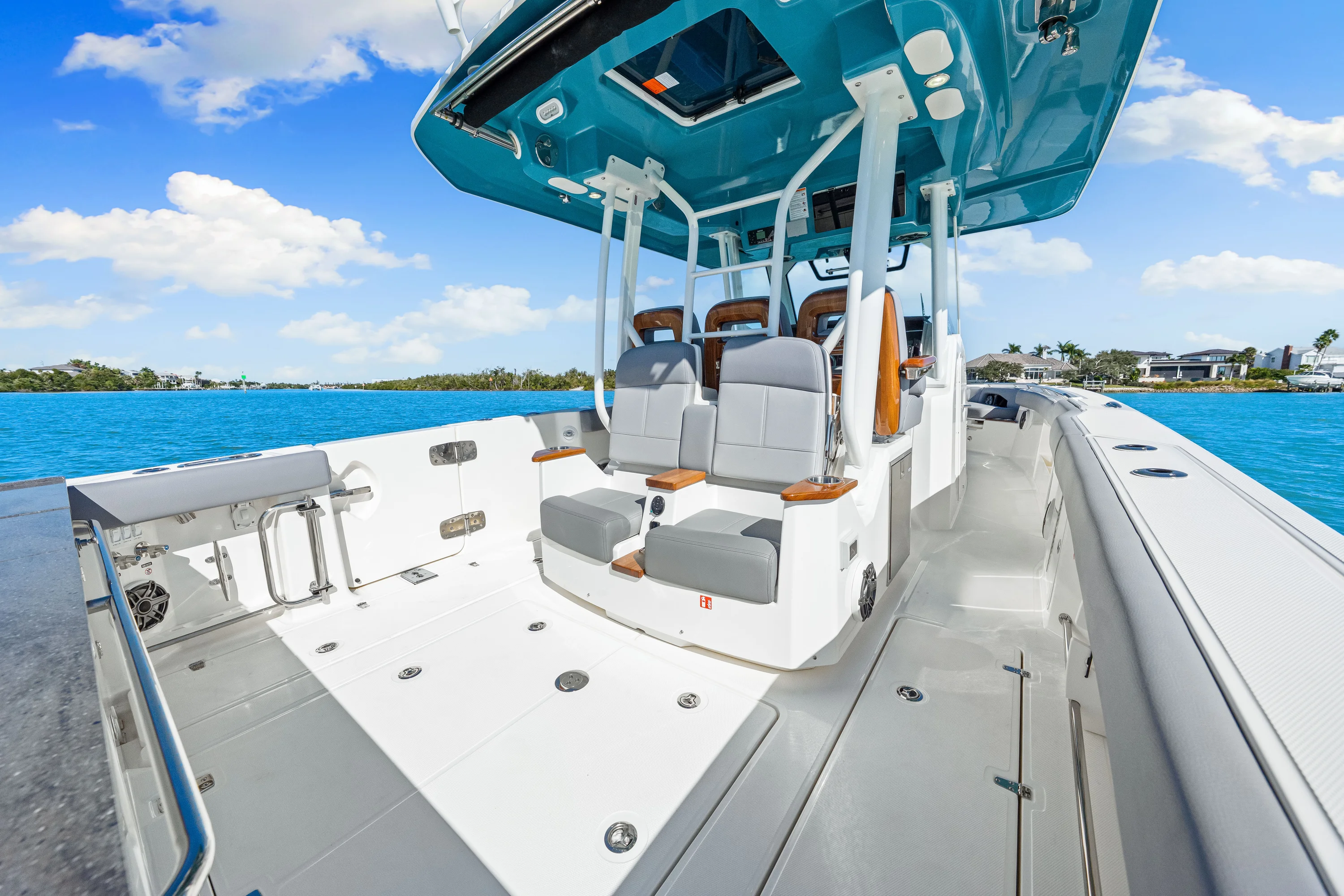 2026 Boston Whaler 360 Outrage Image Thumbnail #36