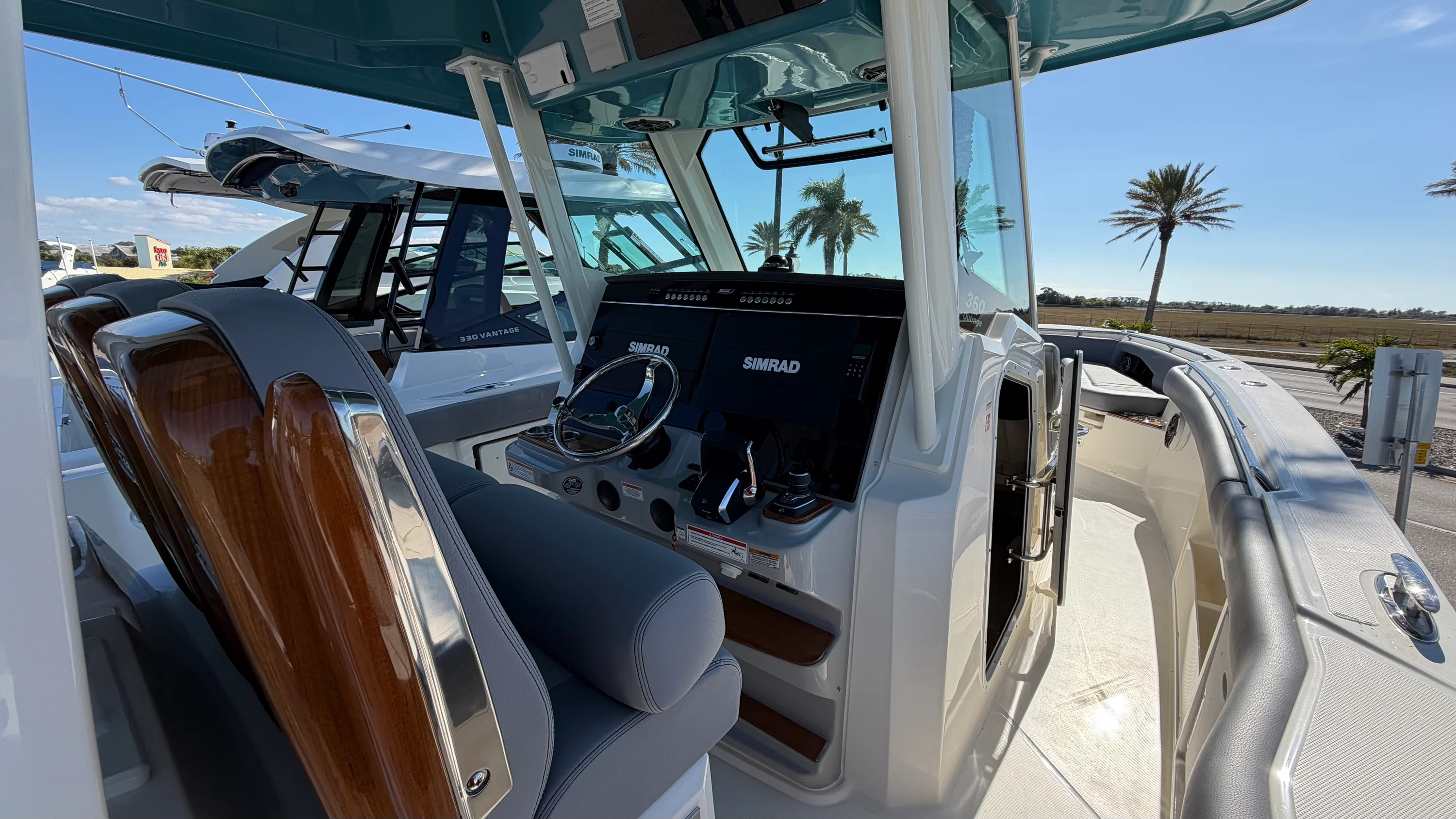 2026 Boston Whaler 360 Outrage Image Thumbnail #10