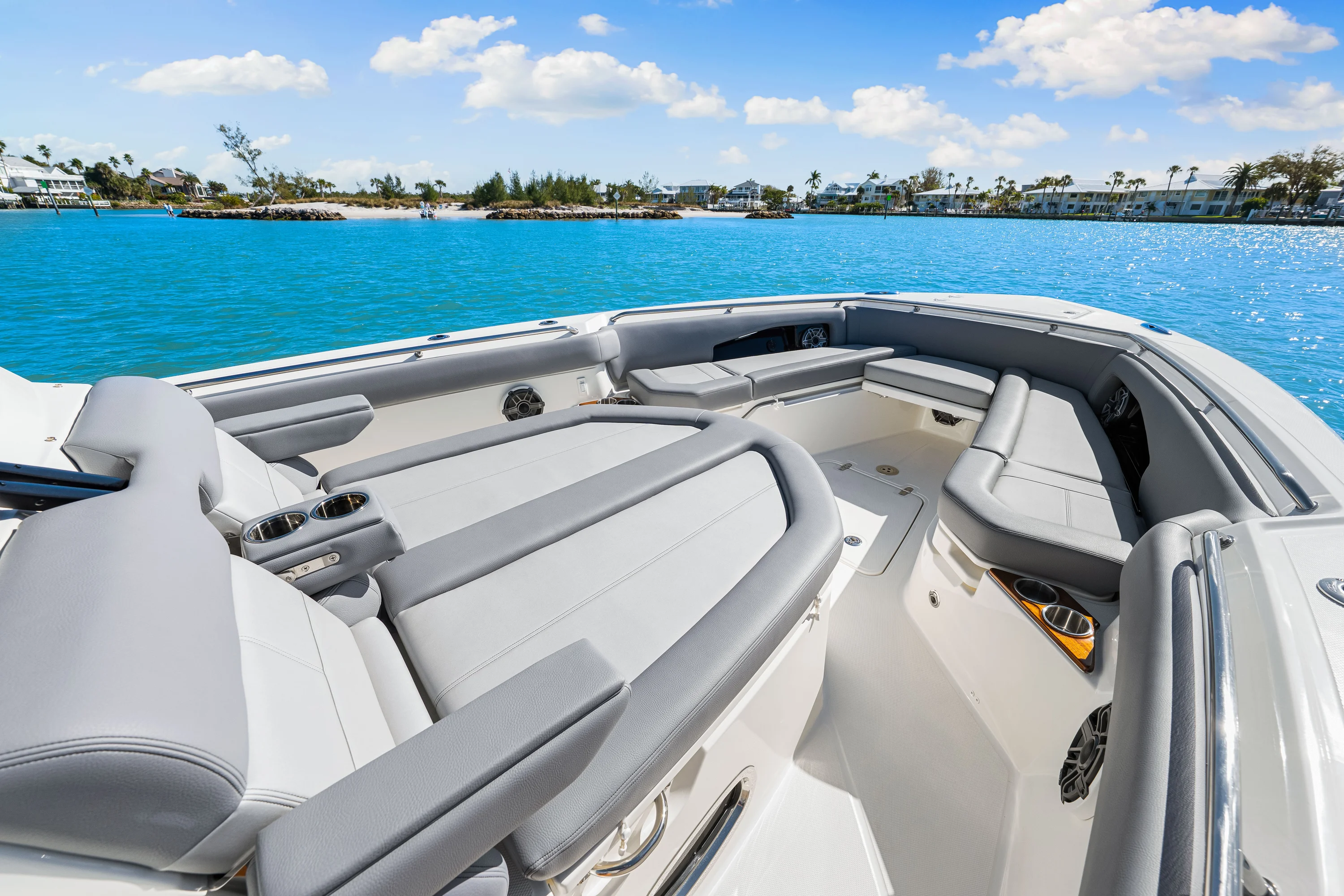 2026 Boston Whaler 360 Outrage Image Thumbnail #7