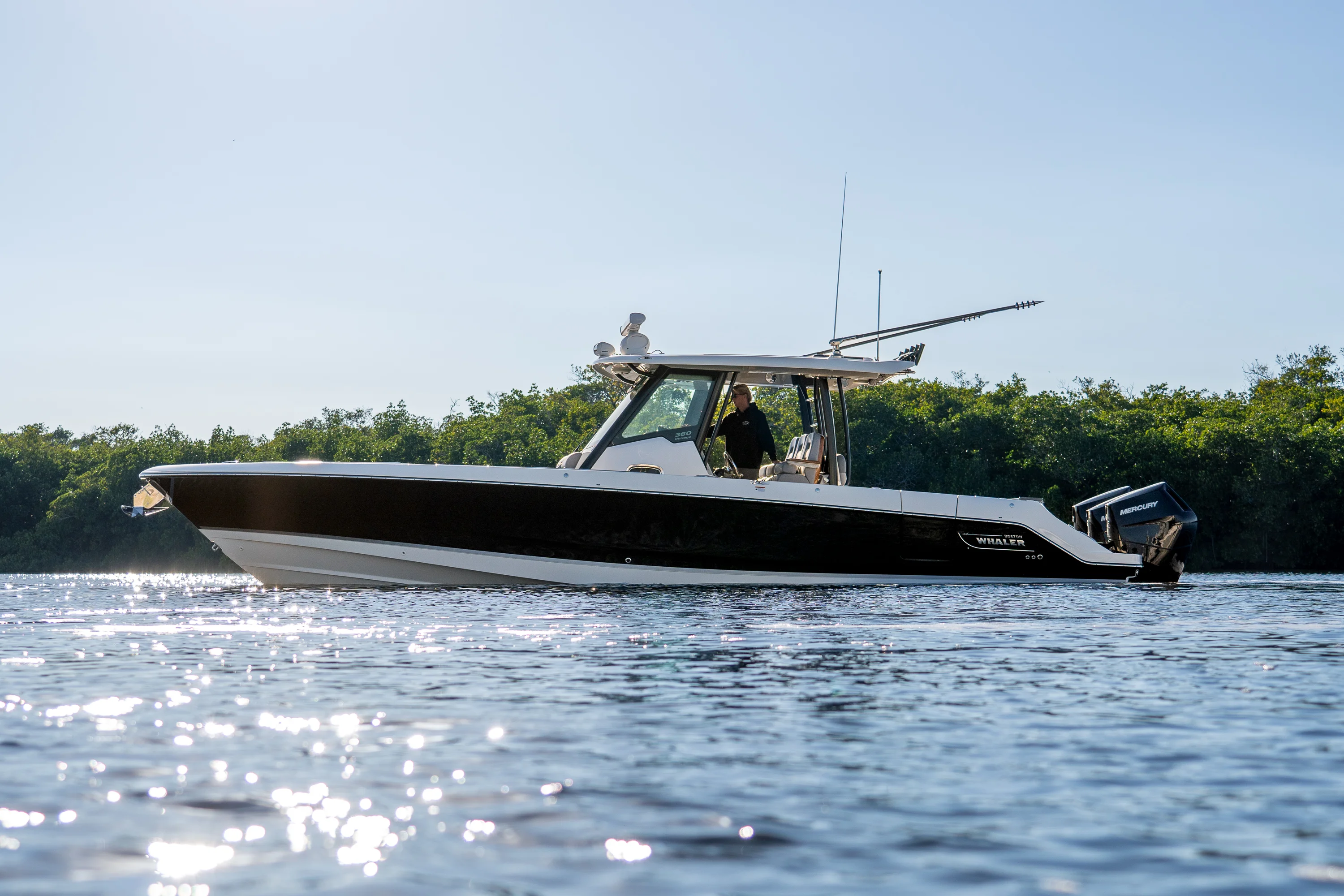 2026 Boston Whaler 360 Outrage Image Thumbnail #5