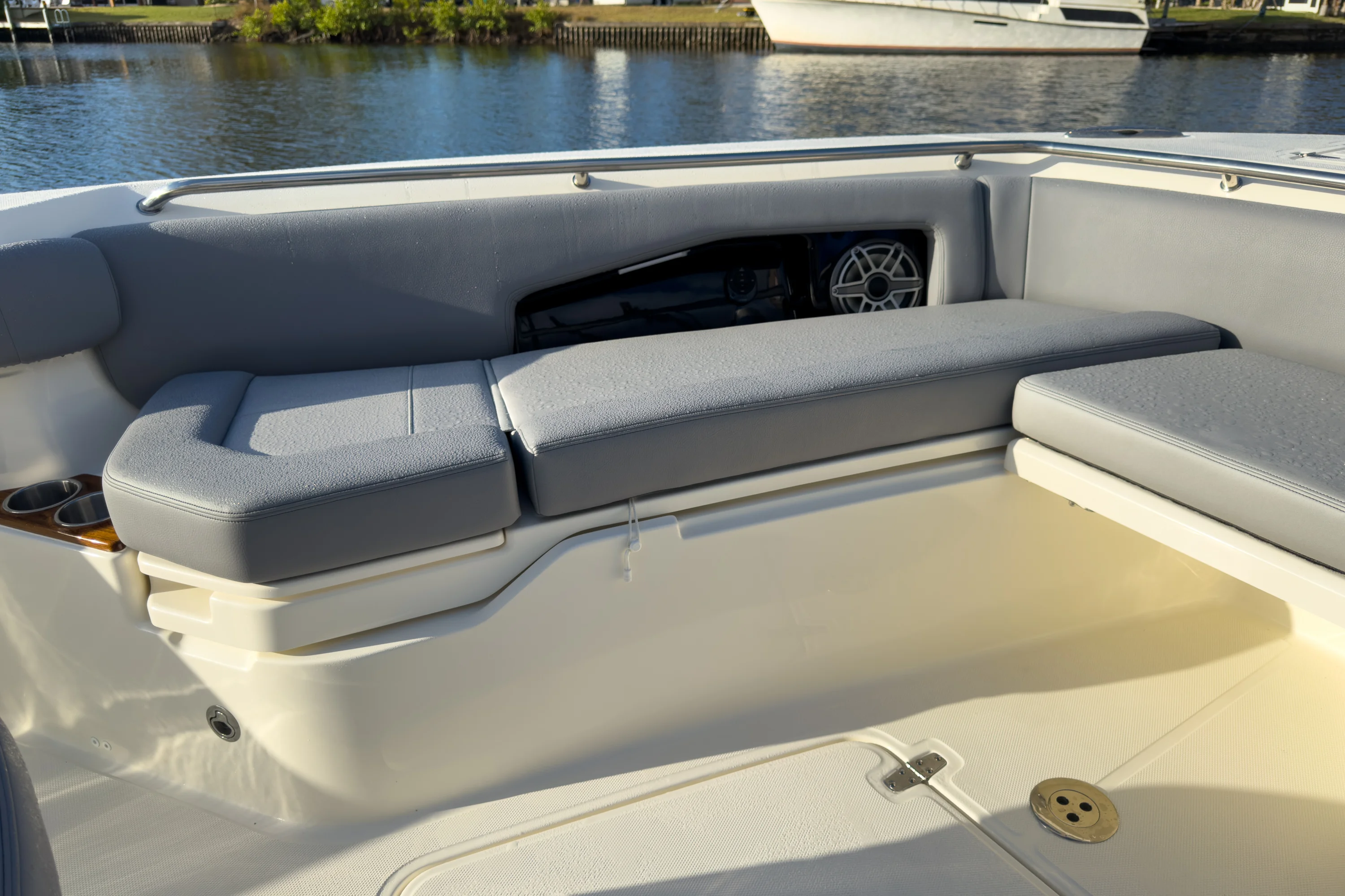 2026 Boston Whaler 360 Outrage Image Thumbnail #37