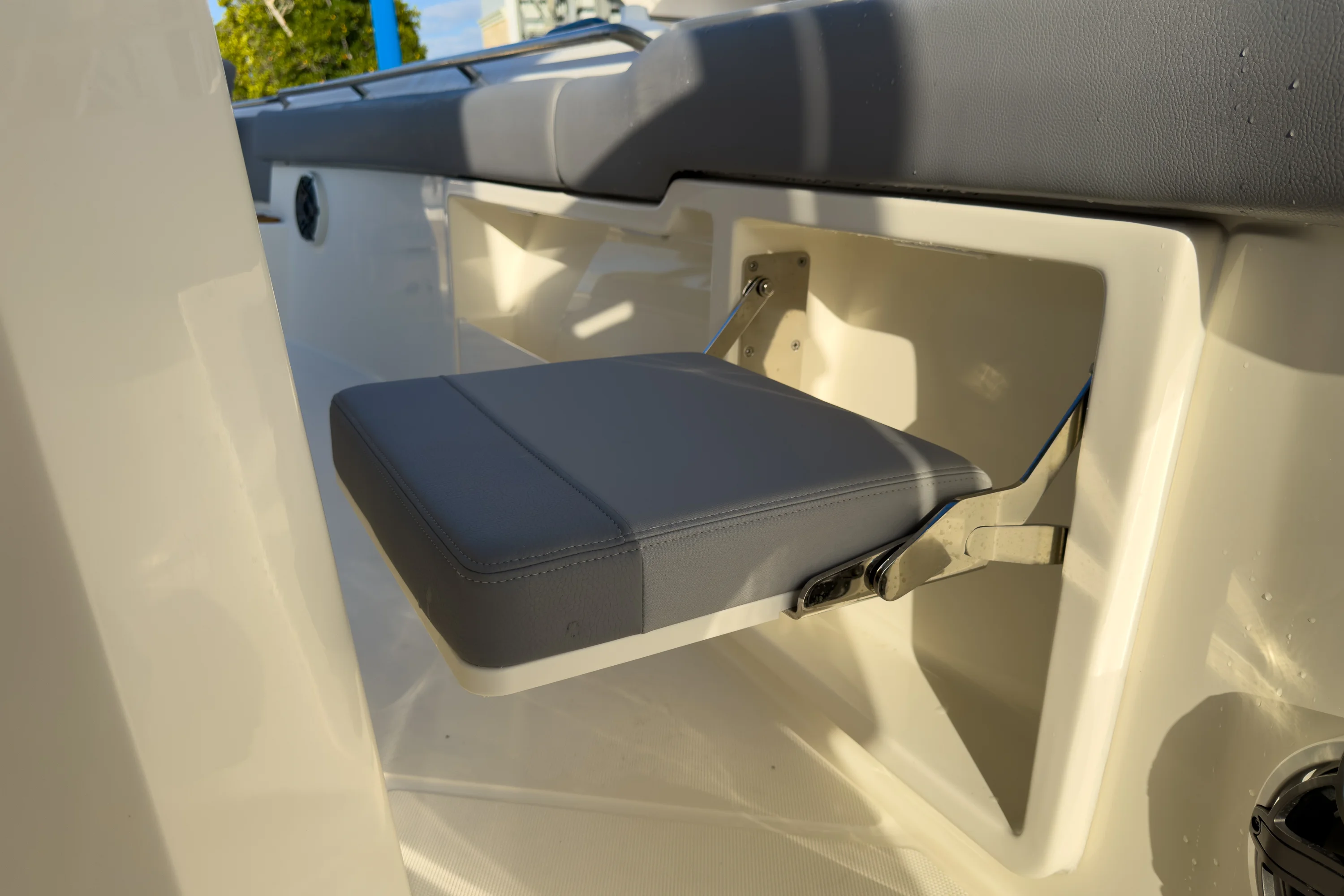 2026 Boston Whaler 360 Outrage Image Thumbnail #33