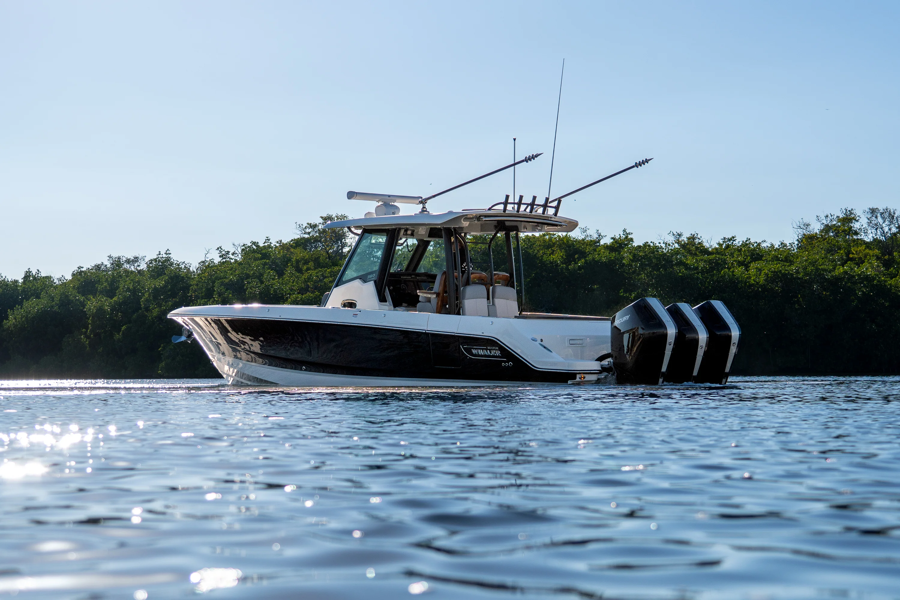 2026 Boston Whaler 360 Outrage Image Thumbnail #19