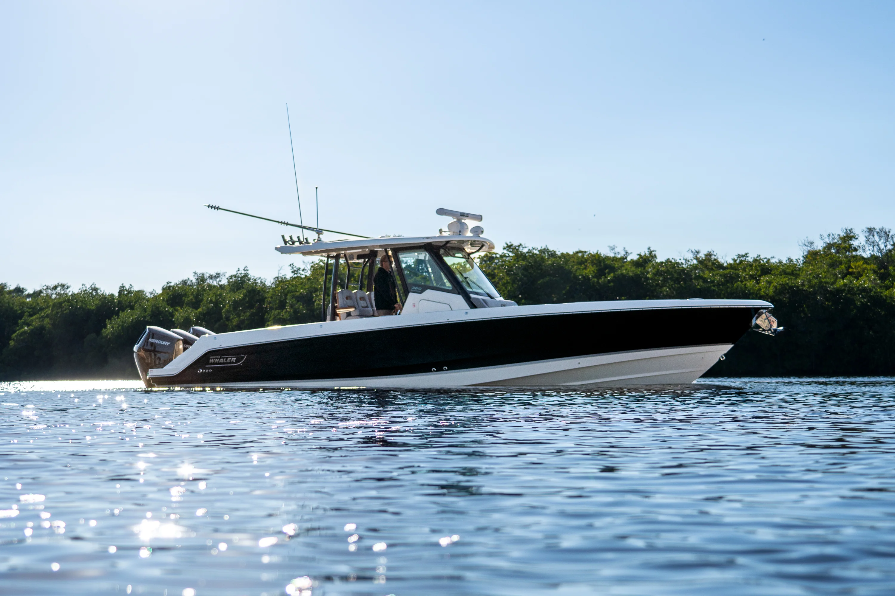 2026 Boston Whaler 360 Outrage Image Thumbnail #12