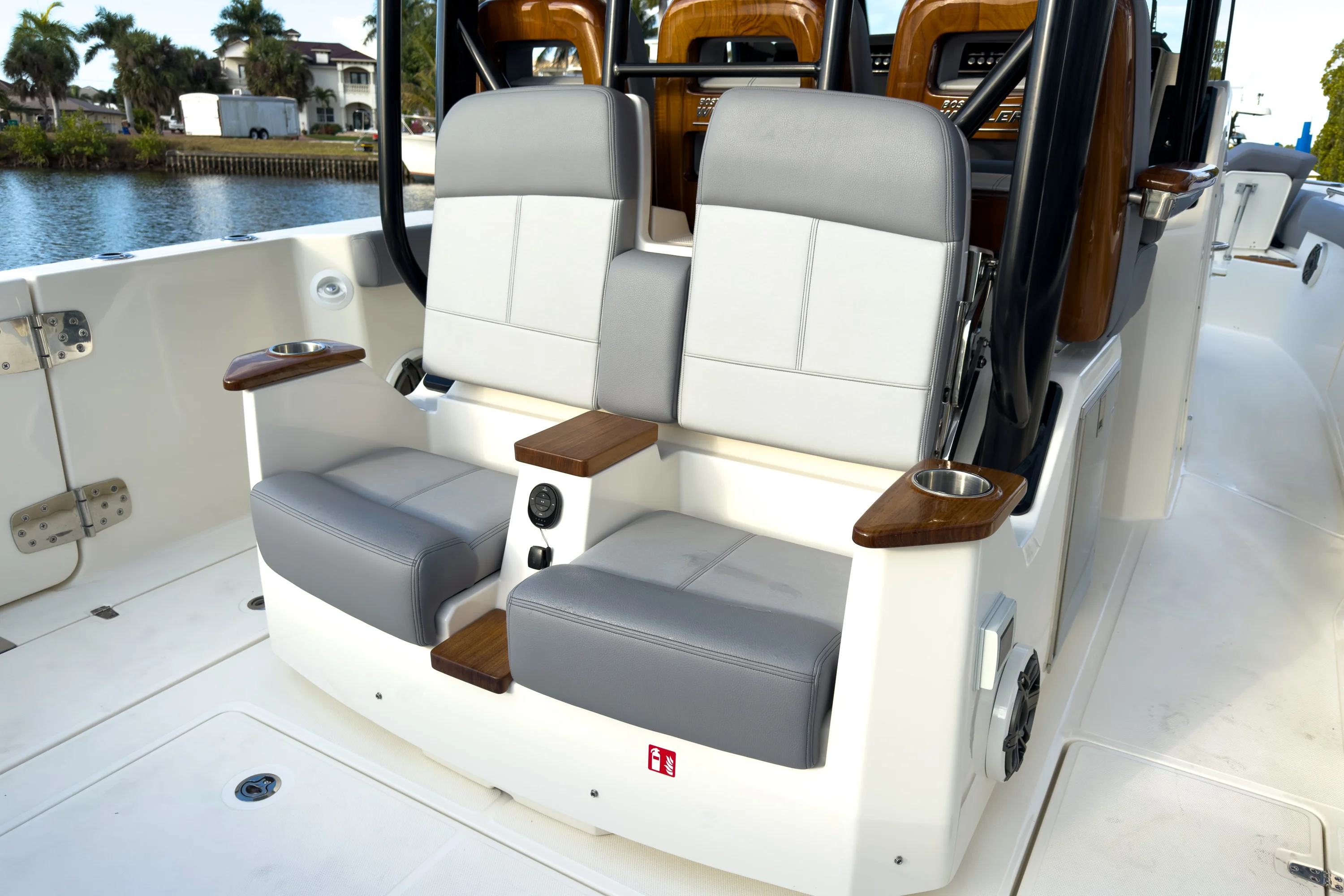 2026 Boston Whaler 360 Outrage Image Thumbnail #27