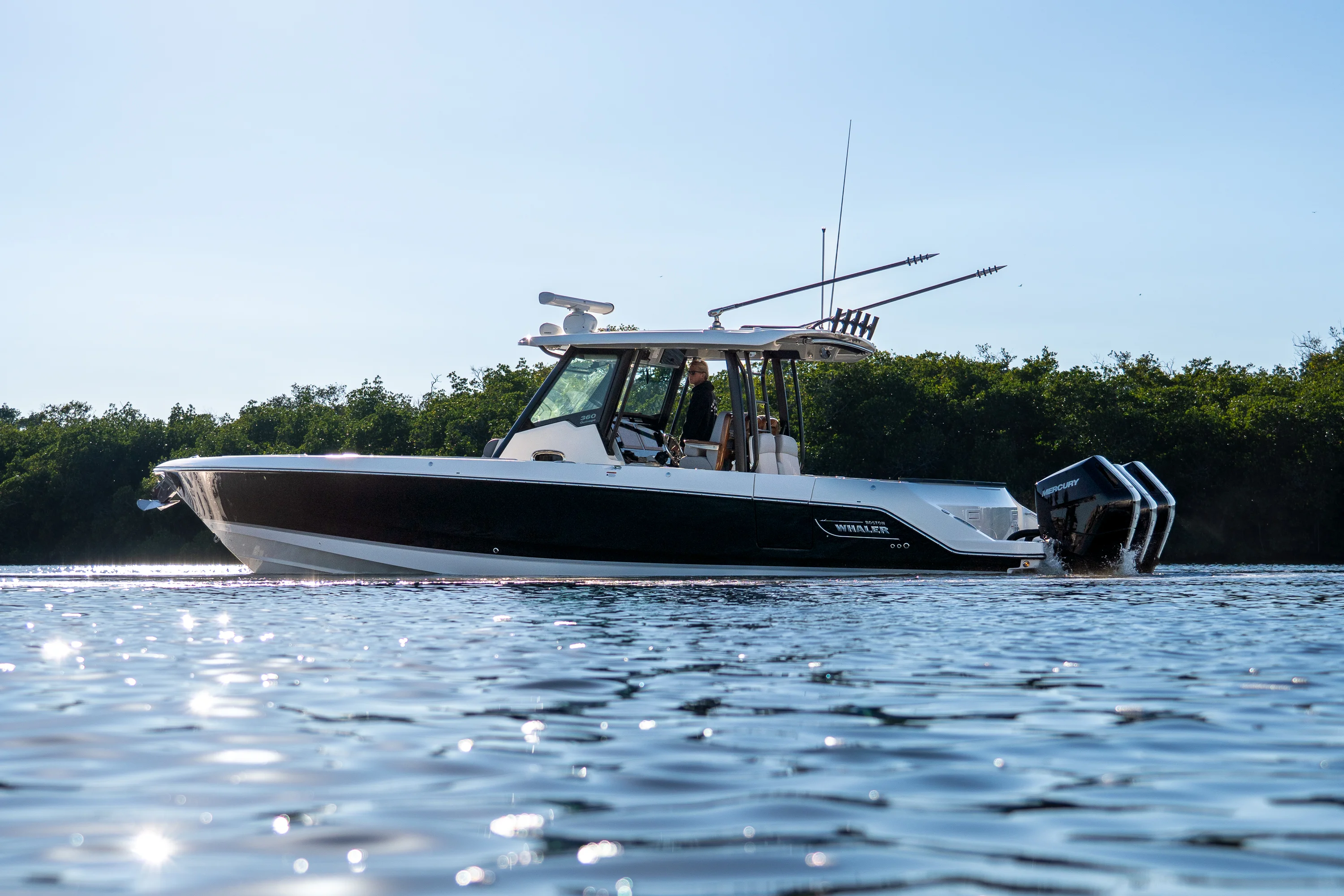 2026 Boston Whaler 360 Outrage Image Thumbnail #20