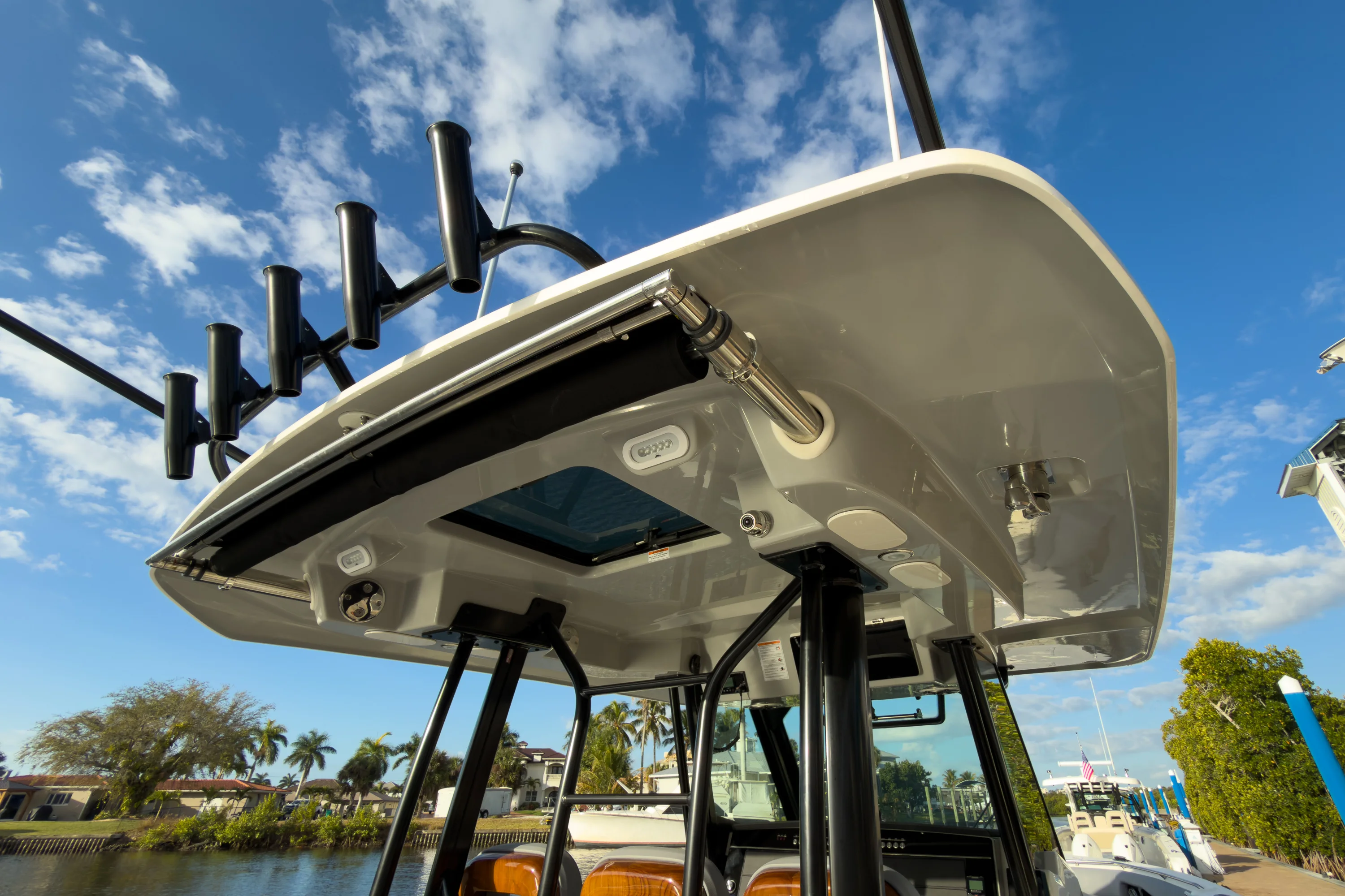 2026 Boston Whaler 360 Outrage Image Thumbnail #40