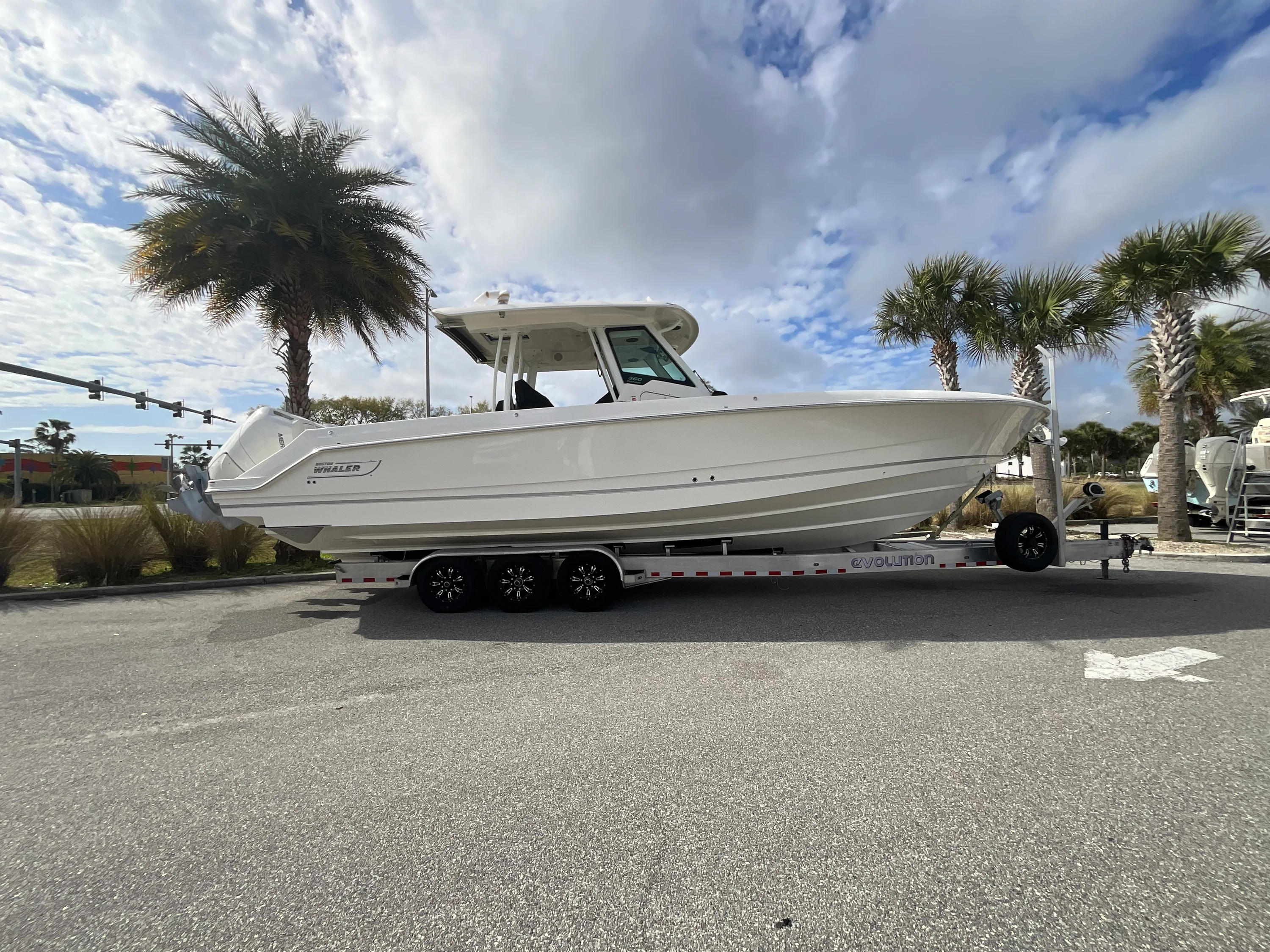 2026 Boston Whaler 360 Outrage Image Thumbnail #14