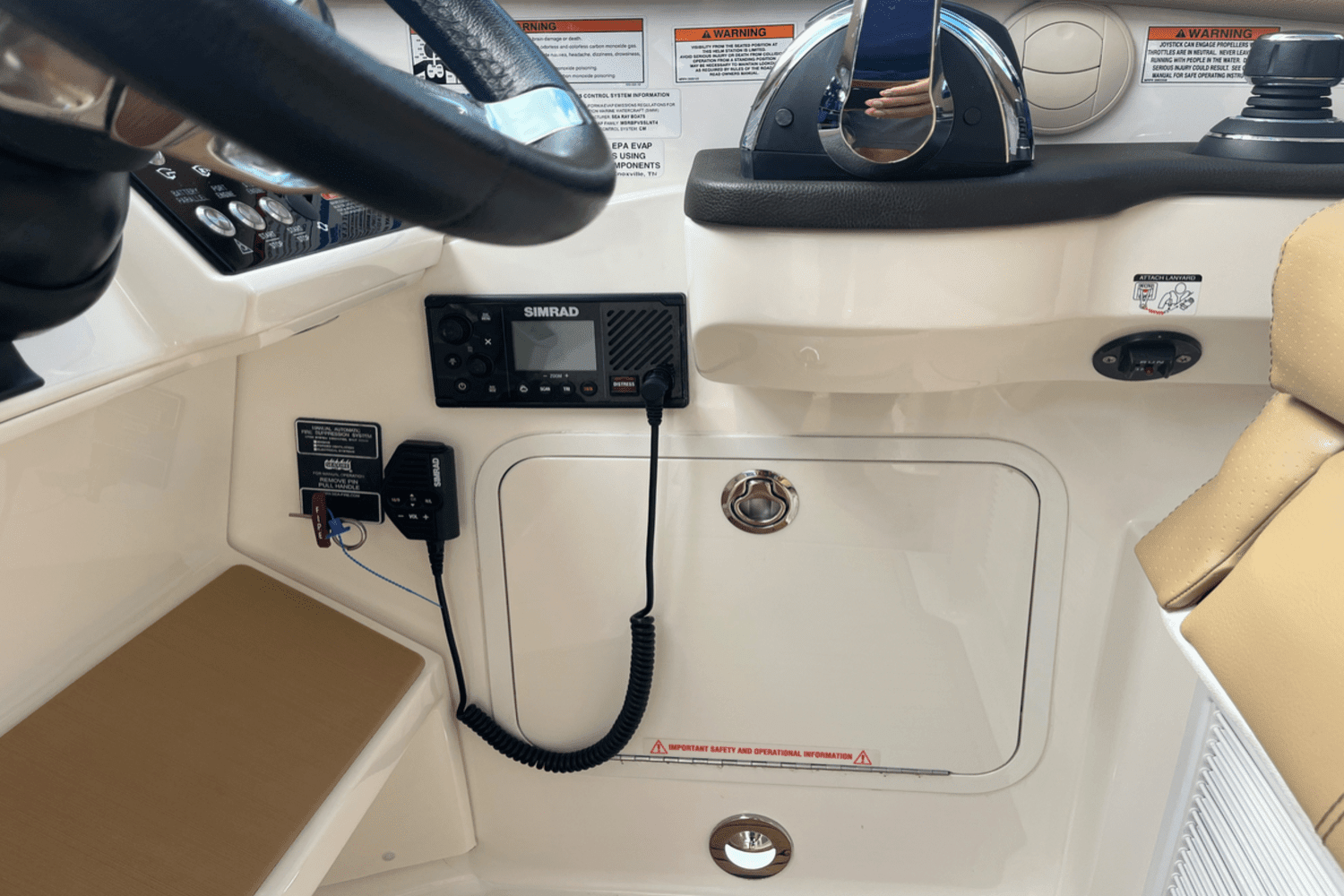 2021 Sea Ray 320 SUNDANCER OUTBOARD Image Thumbnail #16