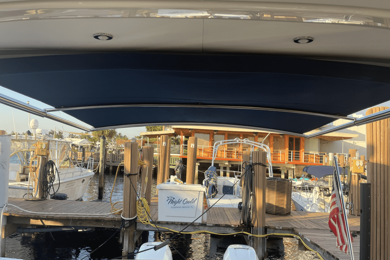 2021 Sea Ray 320 SUNDANCER OUTBOARD Image Thumbnail #27