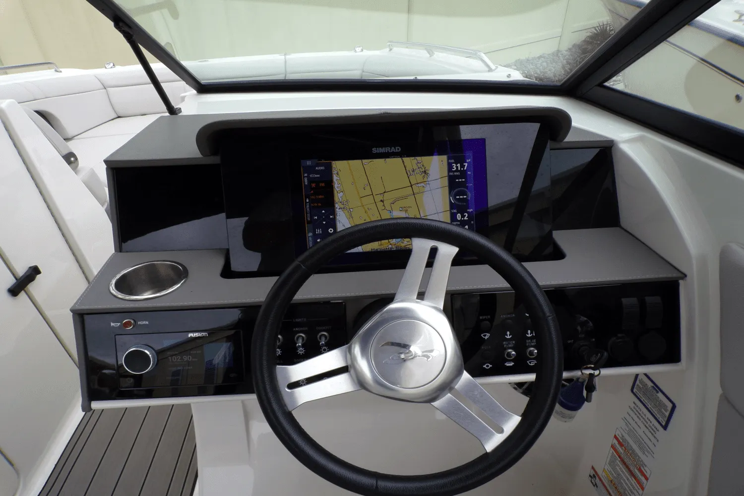 2022 Sea Ray SDX 270 Image Thumbnail #21
